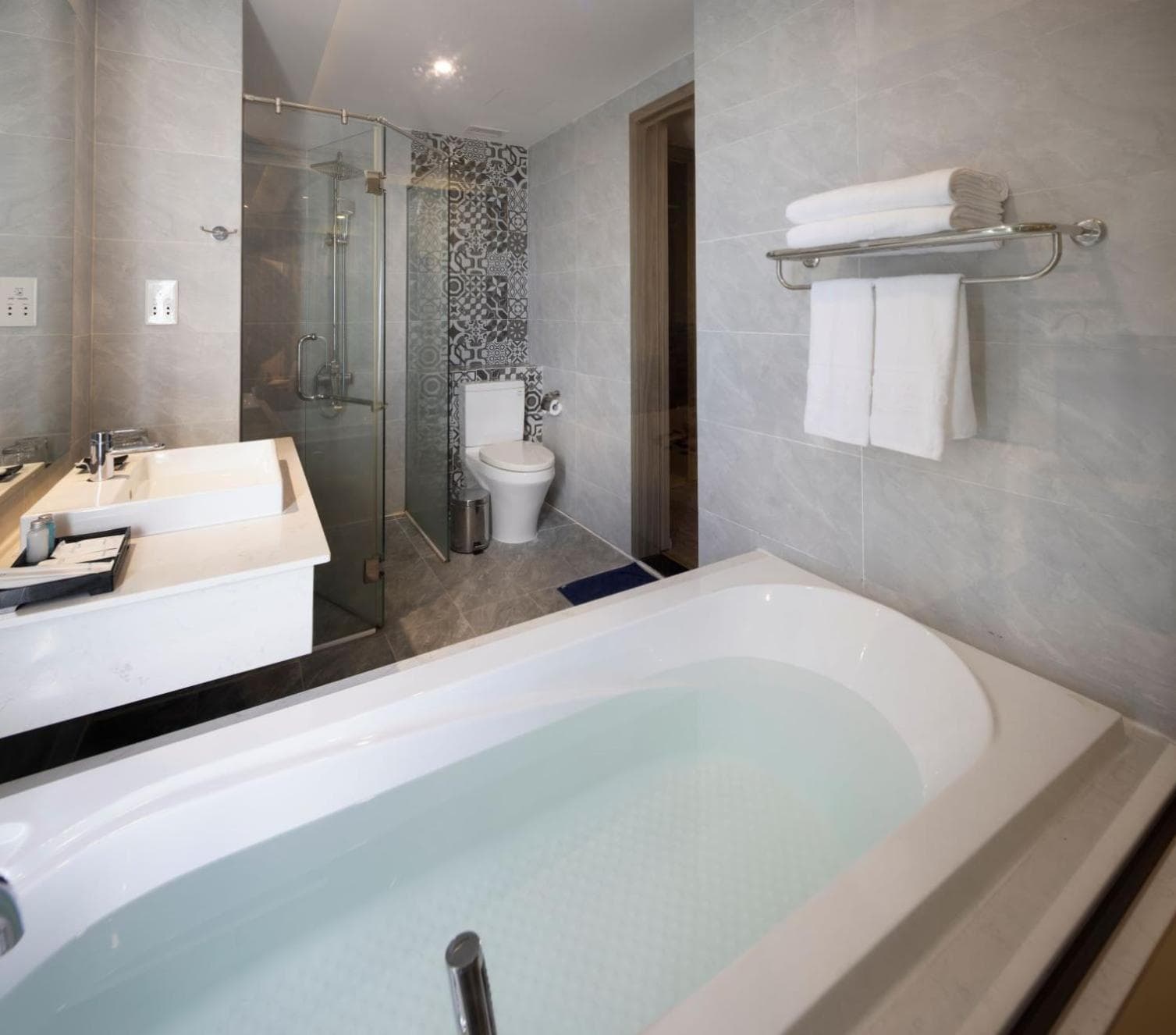 Xavia Hotel