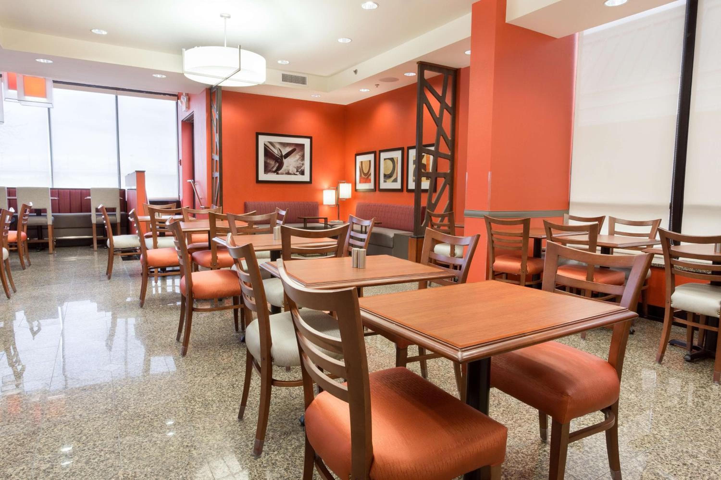 Drury Inn & Suites St. Louis Airport