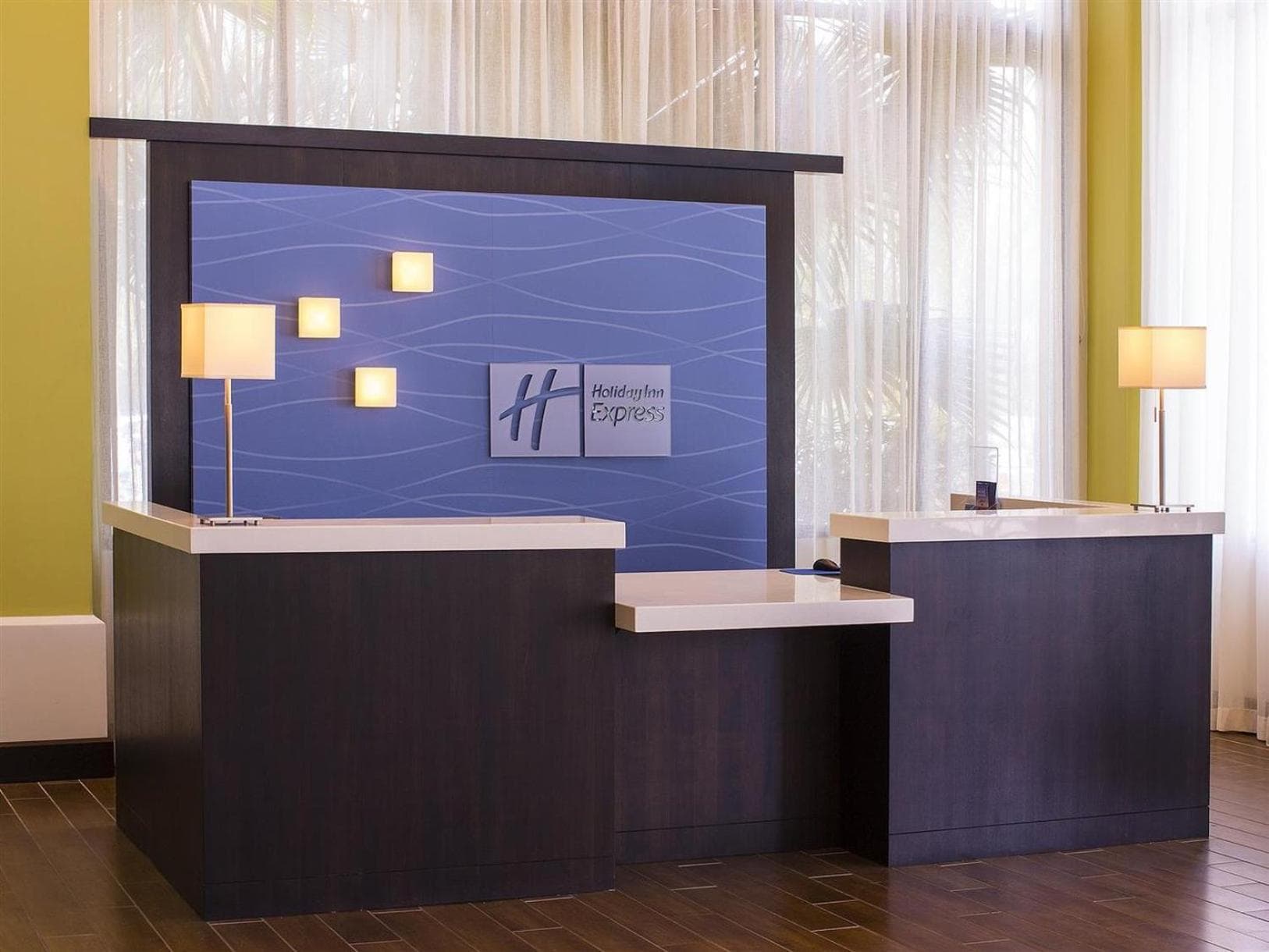 Holiday Inn Express and Suites New Orleans Airport by IHG
