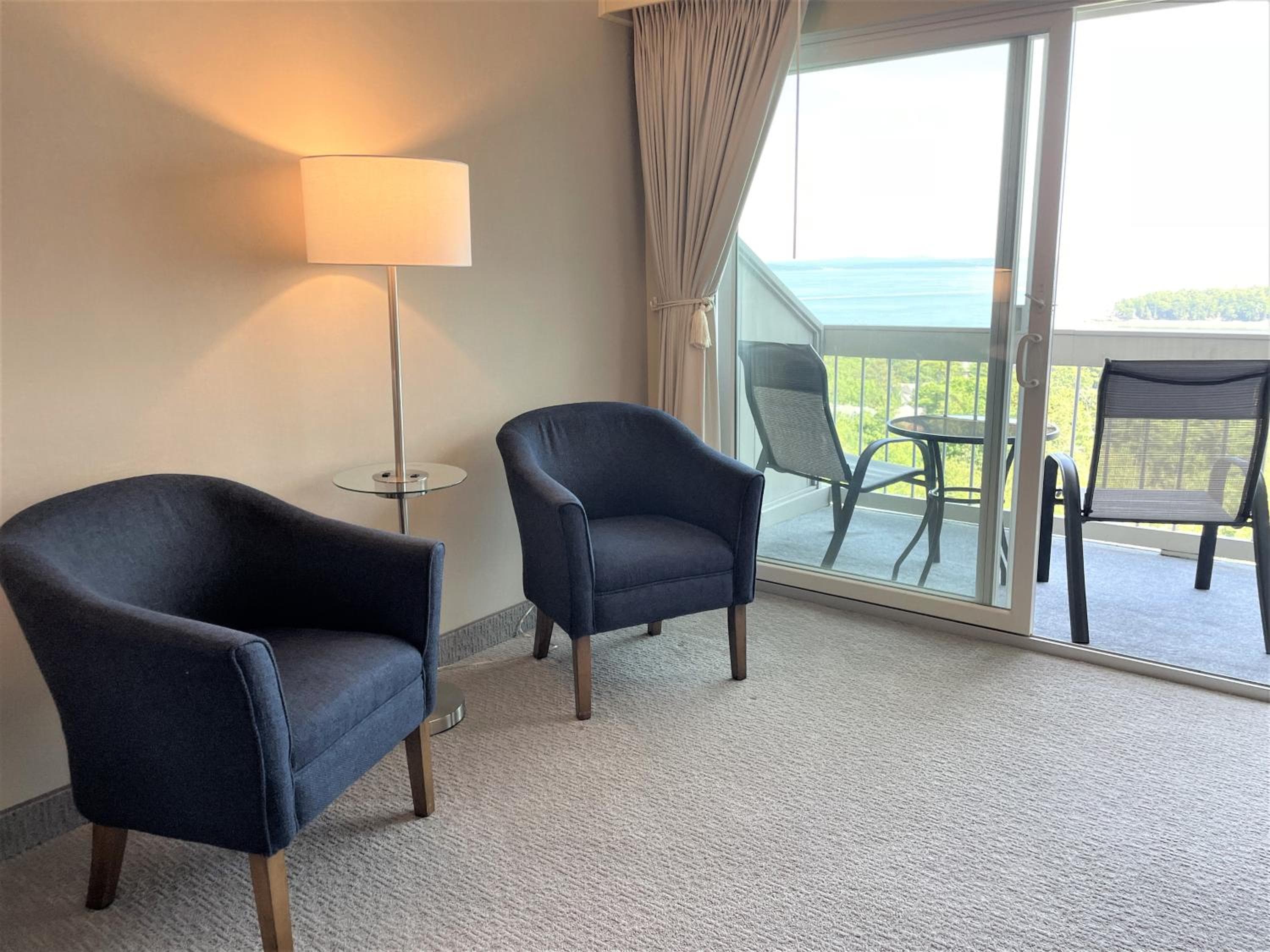 Atlantic Eyrie Lodge