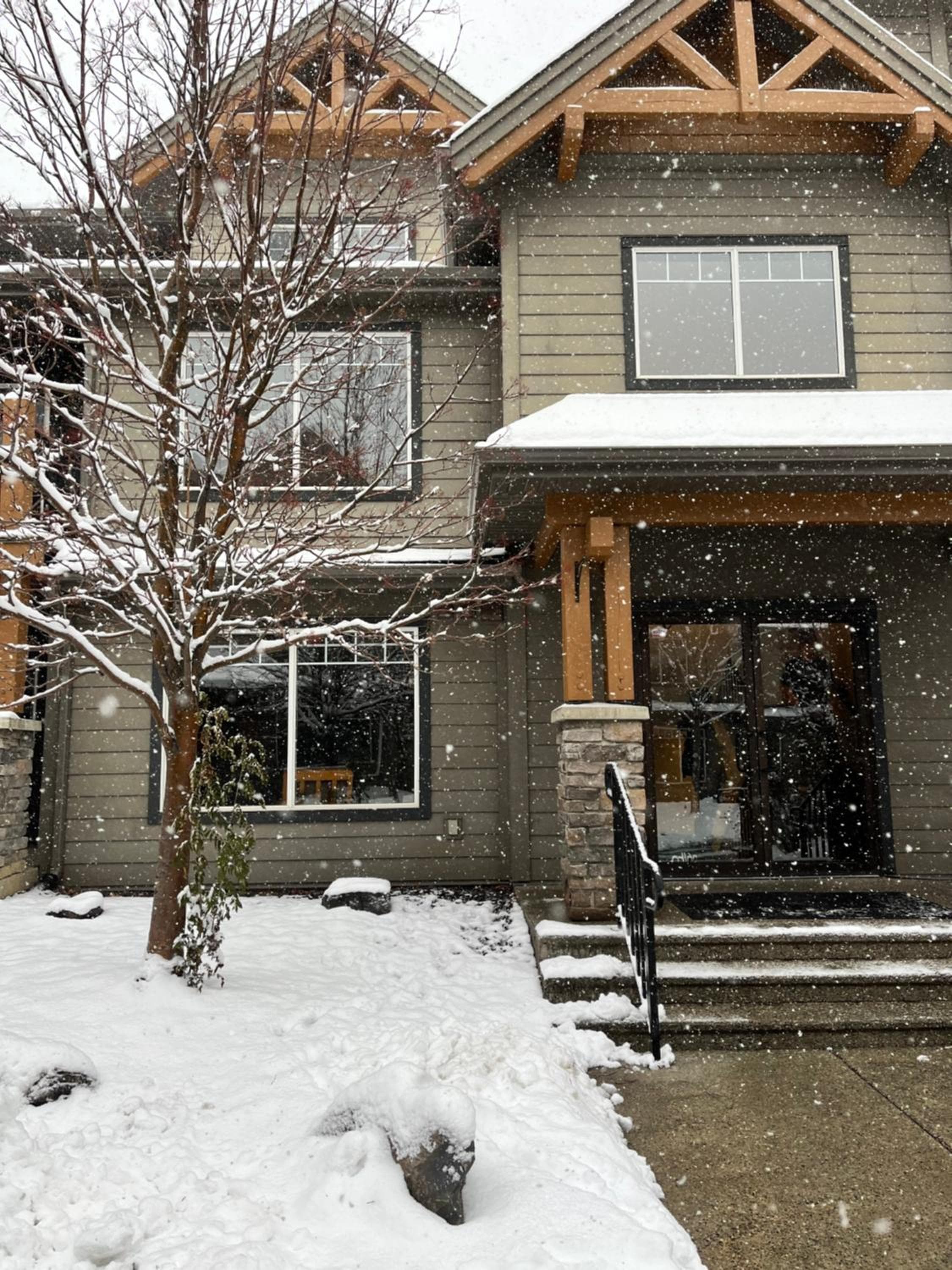 Perfect family 2-bed Condo with hot tub