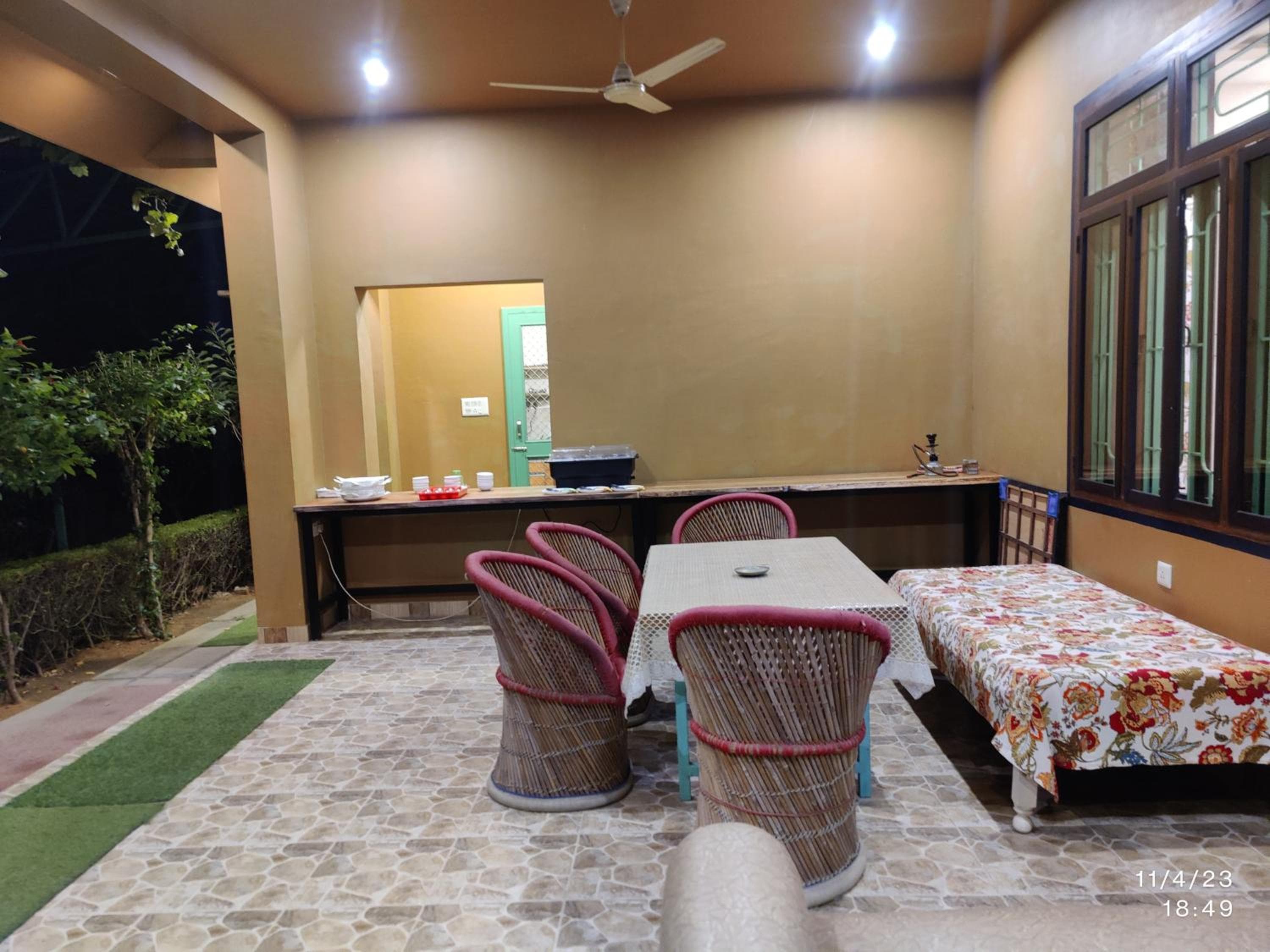 GiriSadan Organic Retreat & Experiences