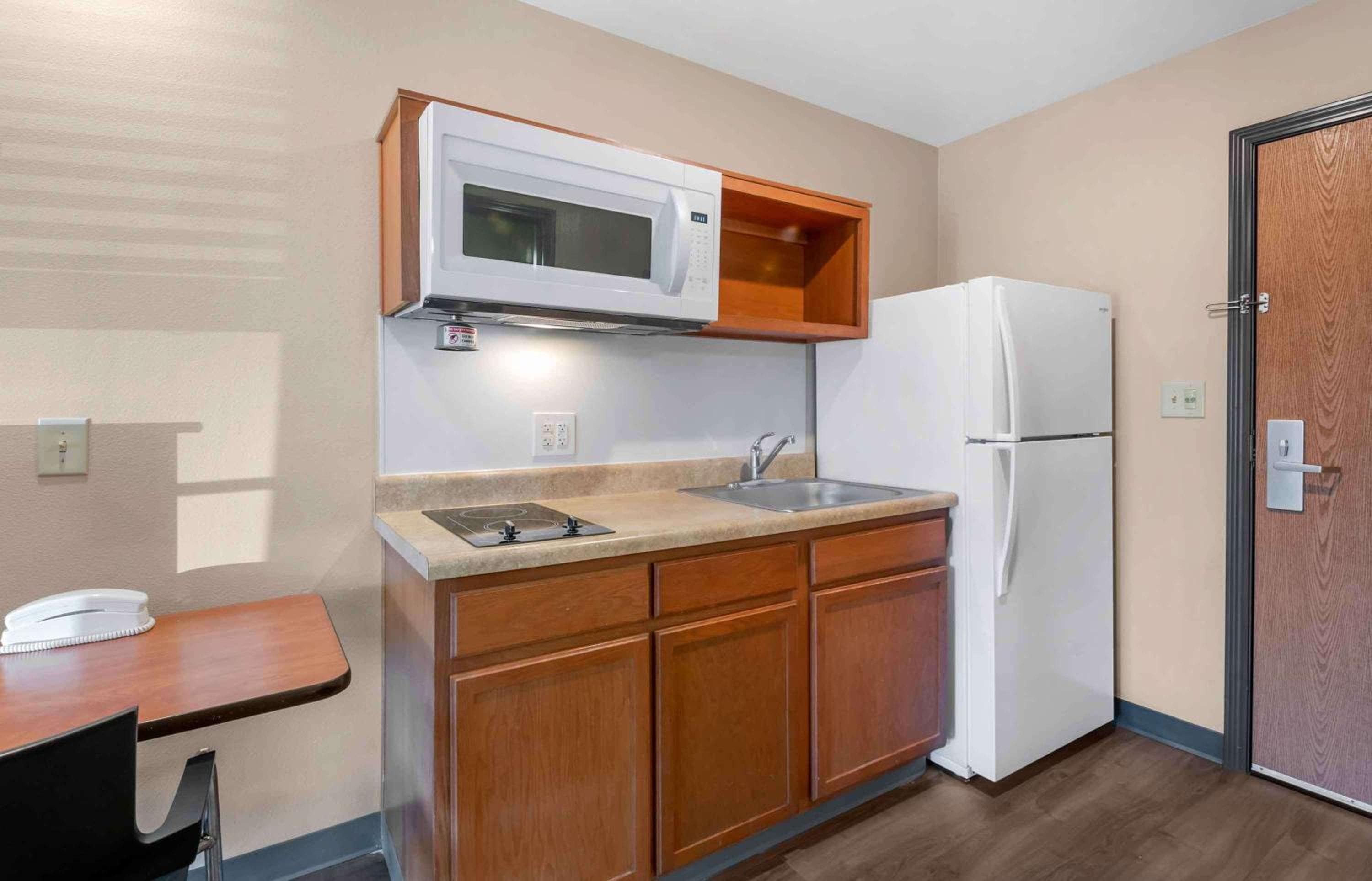 Extended Stay America Select Suites - Jacksonville - North