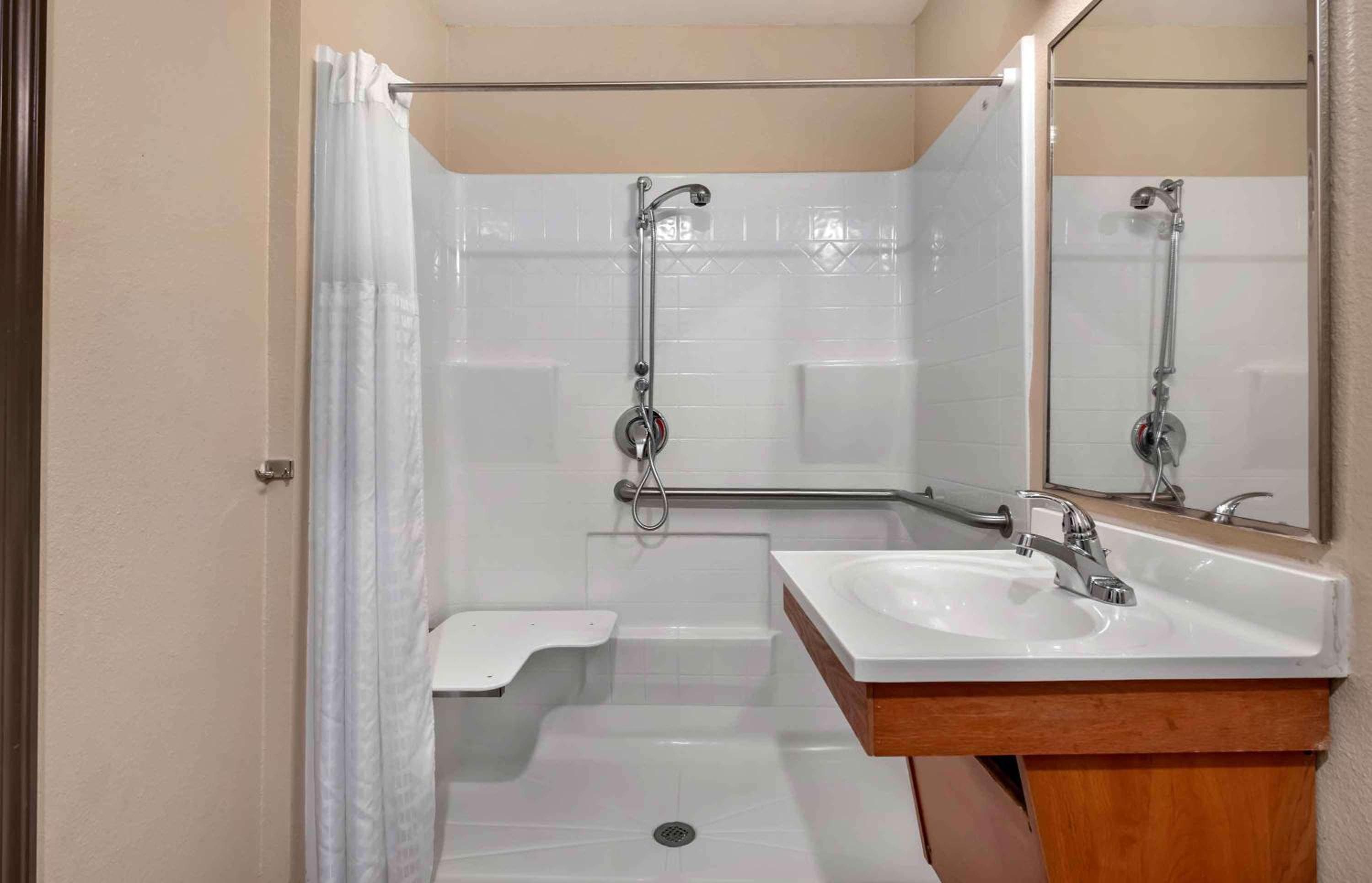 Extended Stay America Select Suites - Lake Worth
