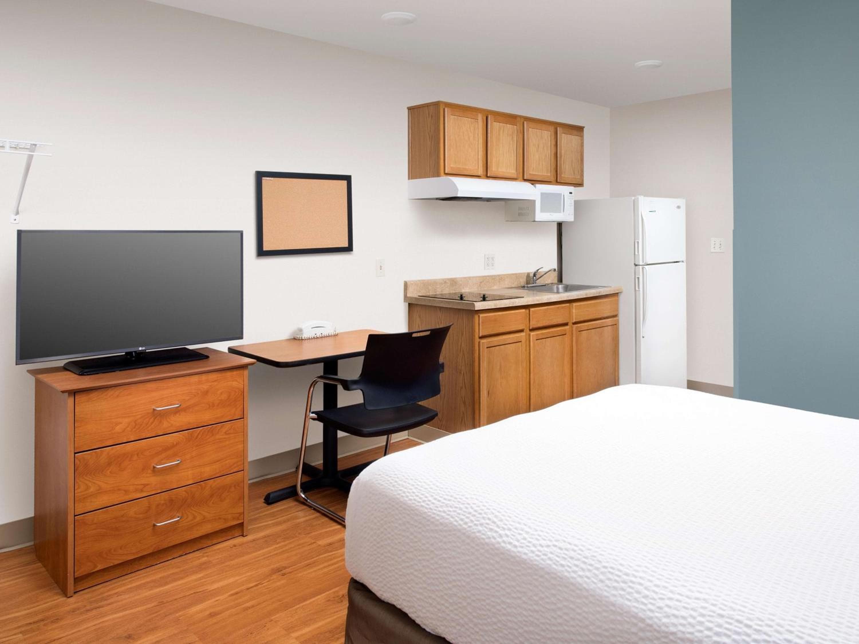 WoodSpring Suites Springdale