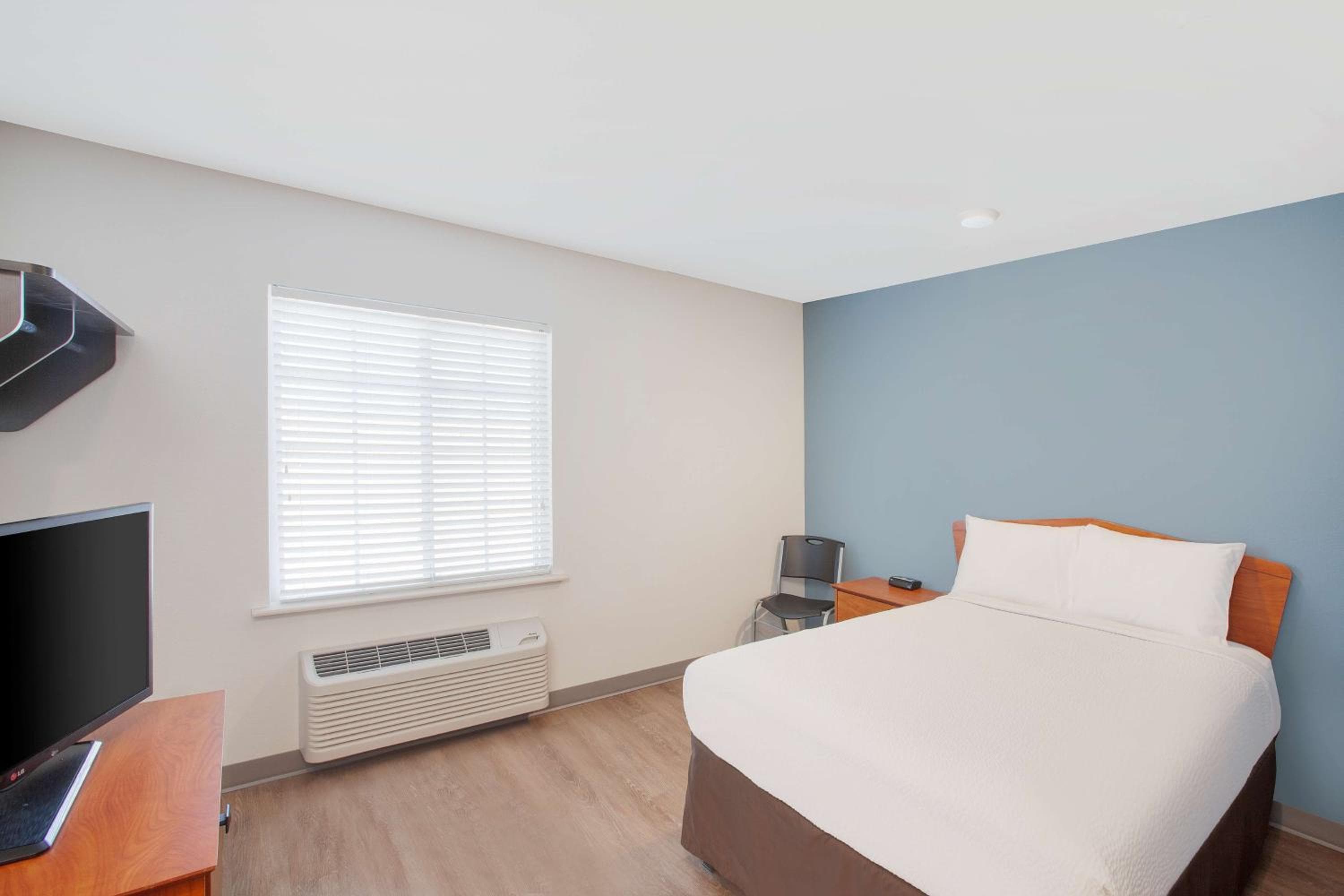 WoodSpring Suites Springdale