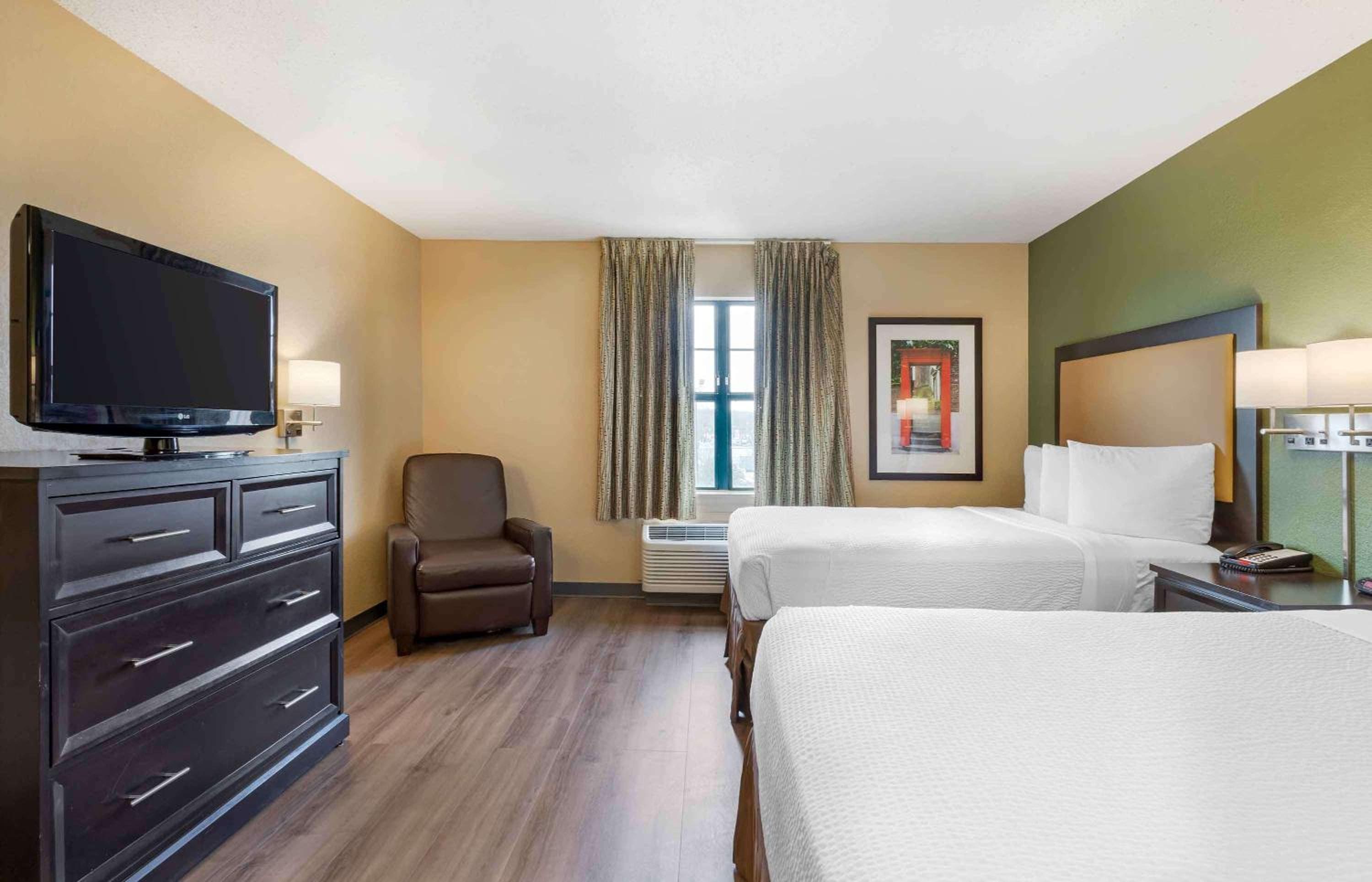 Extended Stay America Select Suites - Greenville - Airport