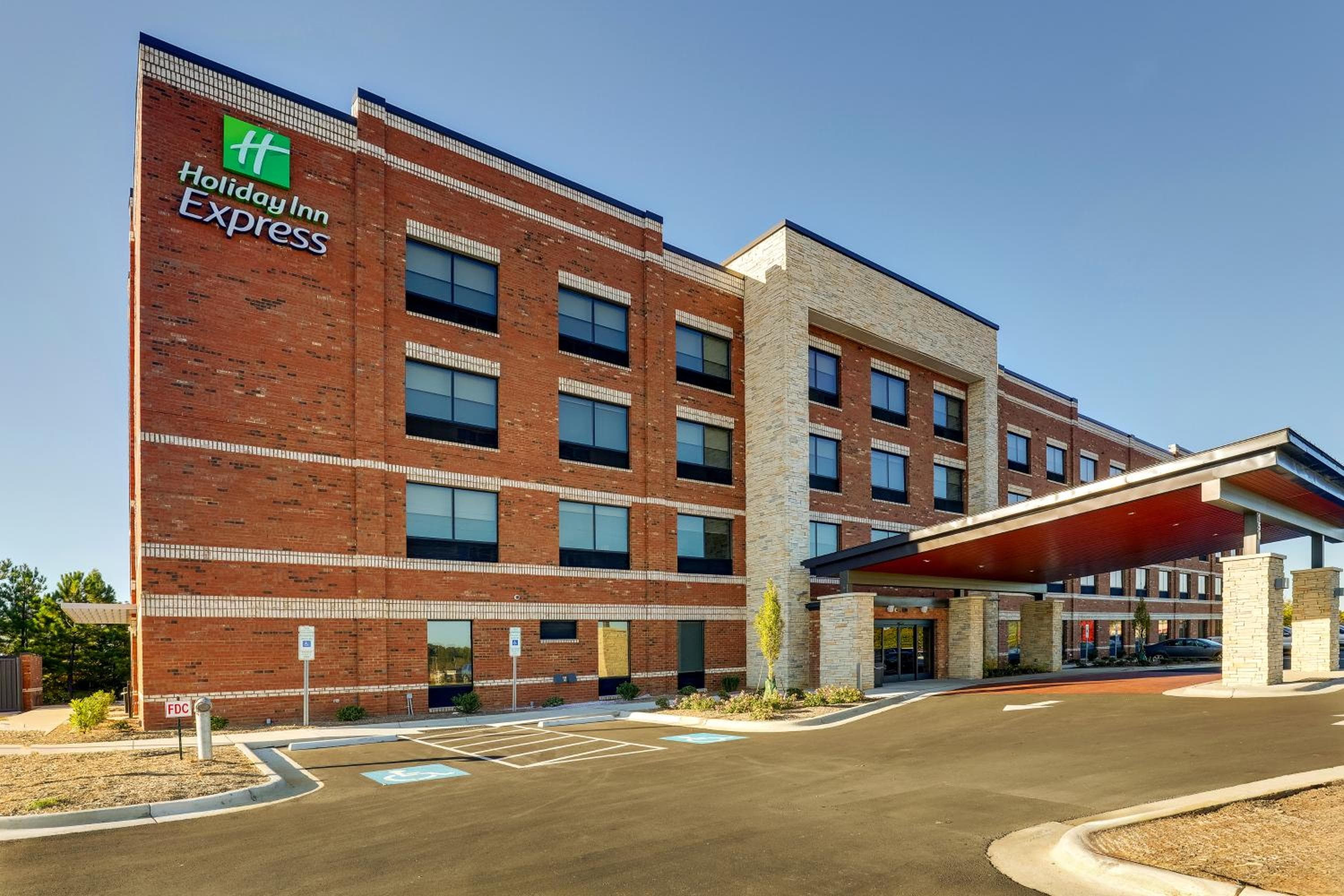 Holiday Inn Express Holly Springs - Raleigh Area by IHG