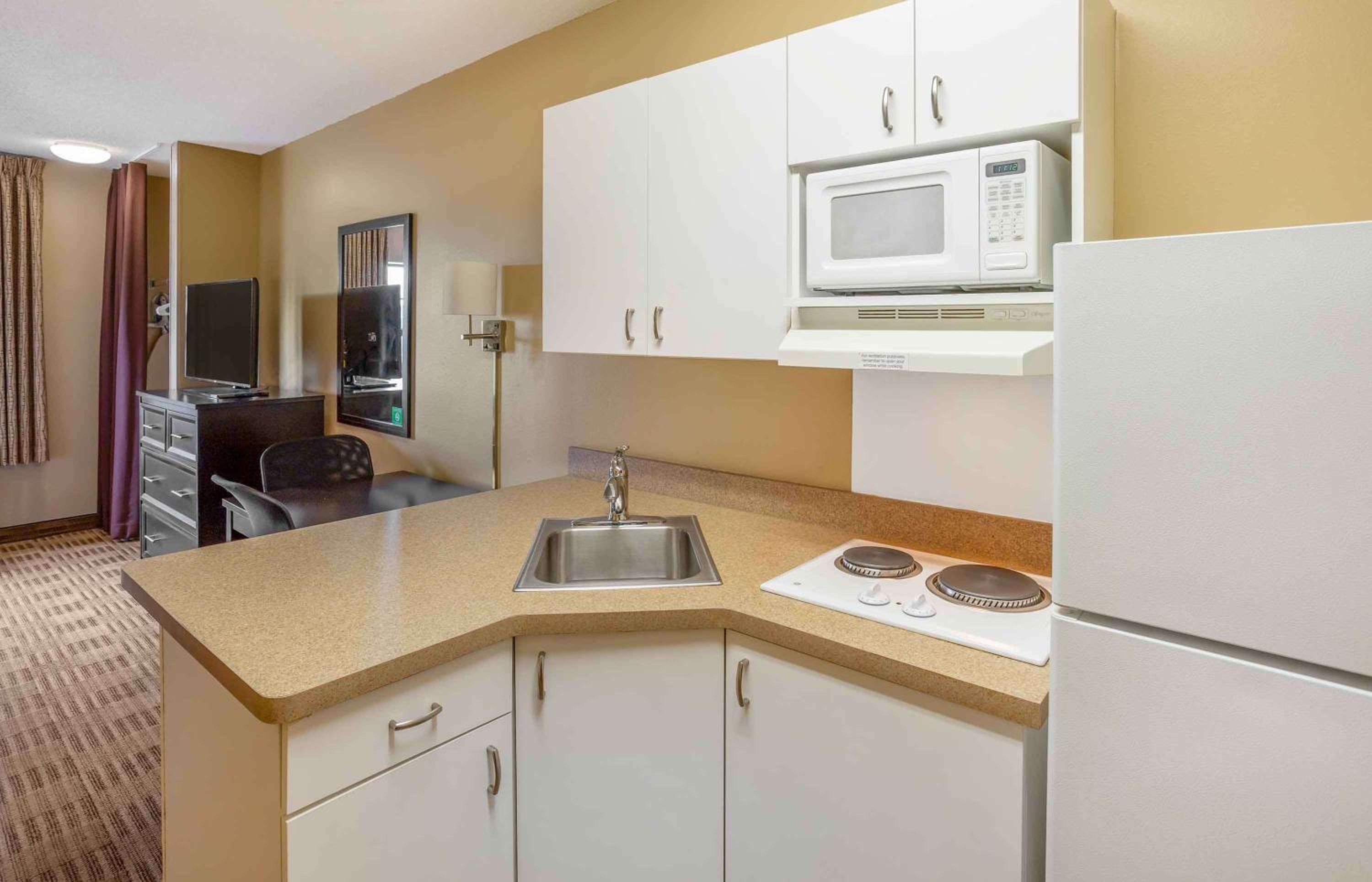 Extended Stay America Suites - Meadowlands - Rutherford
