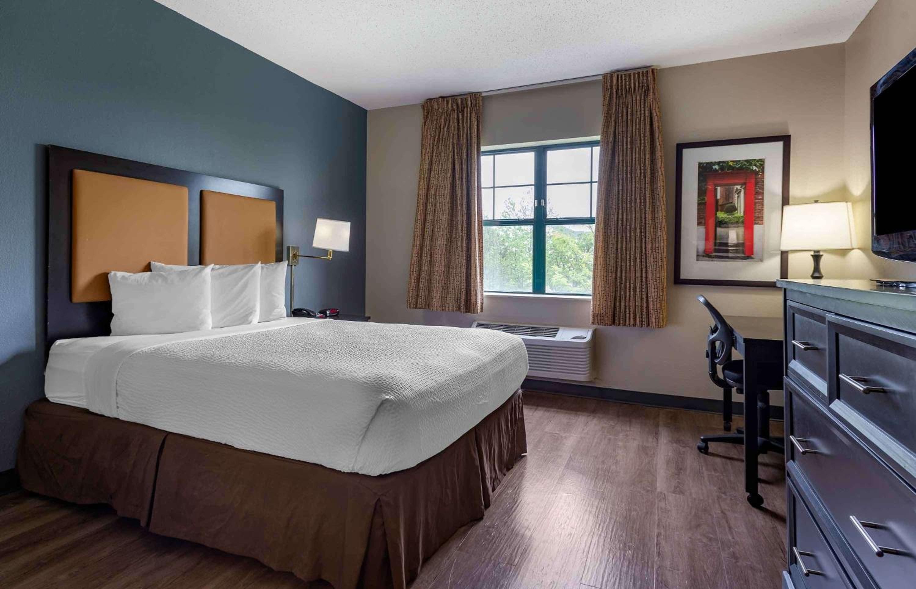 Extended Stay America Suites - Edison - Raritan Center