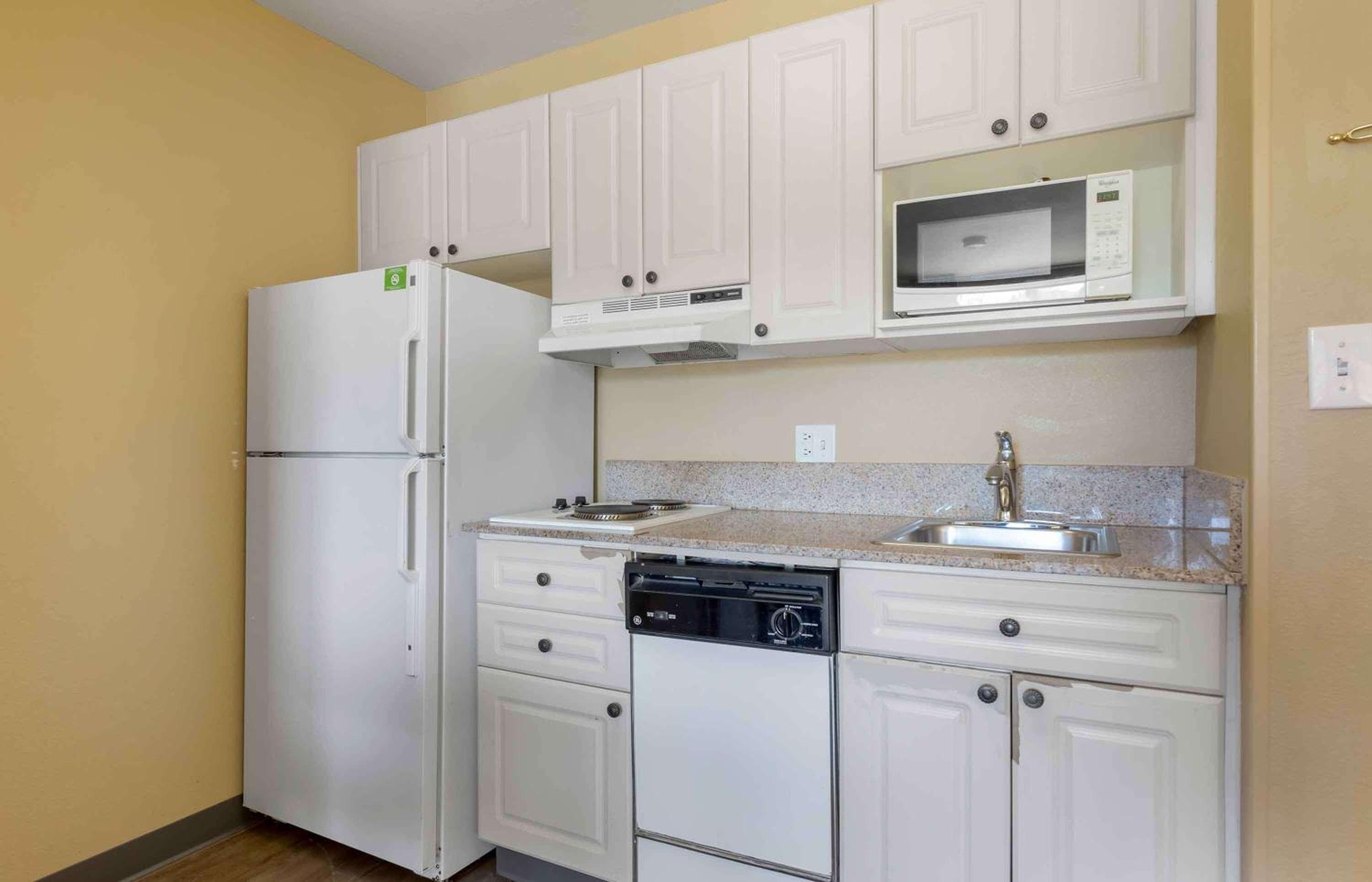 MainStay Suites Washington Dulles Airport