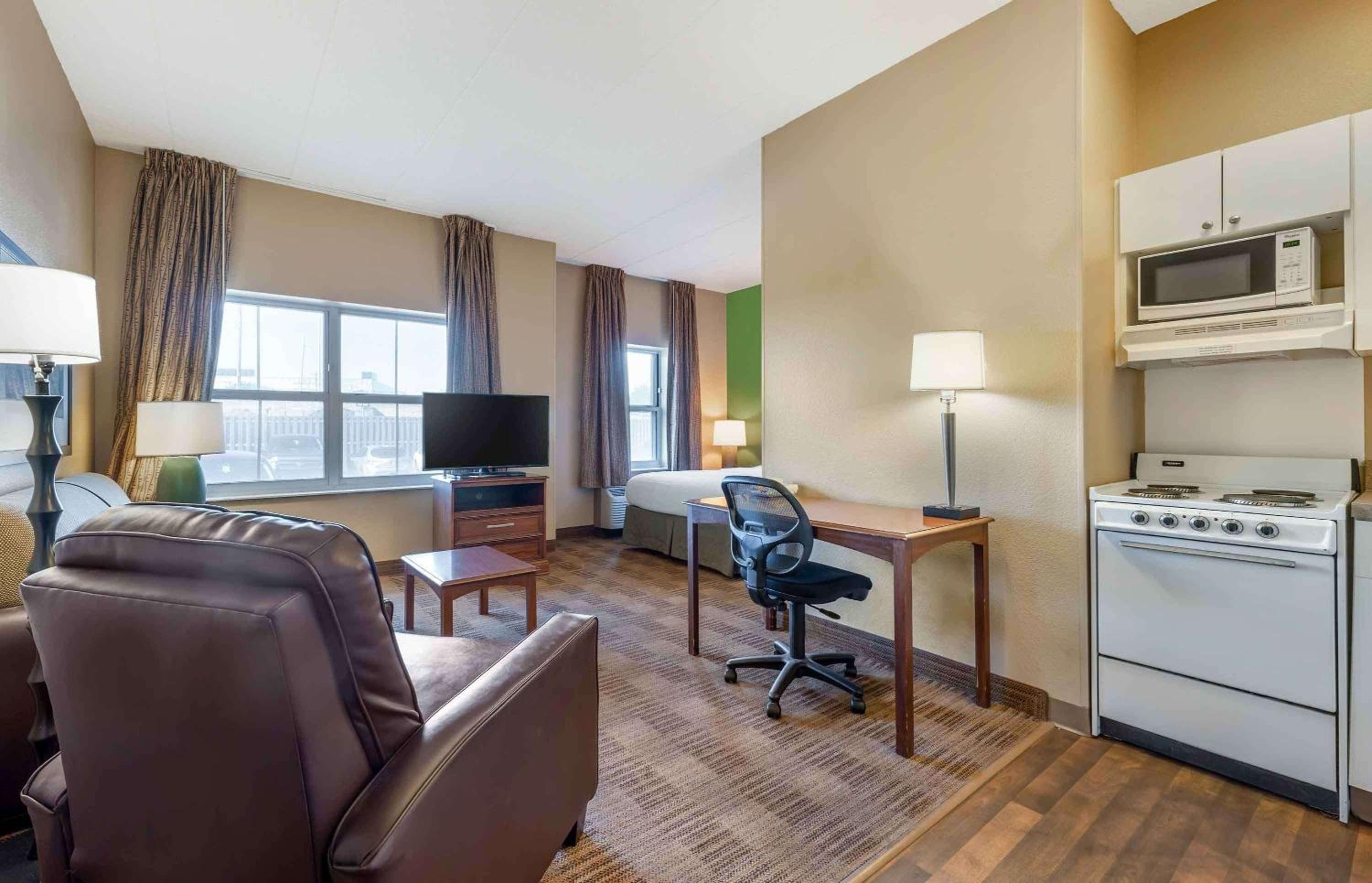 Extended Stay America Suites - Chicago - O'Hare - Allstate Arena
