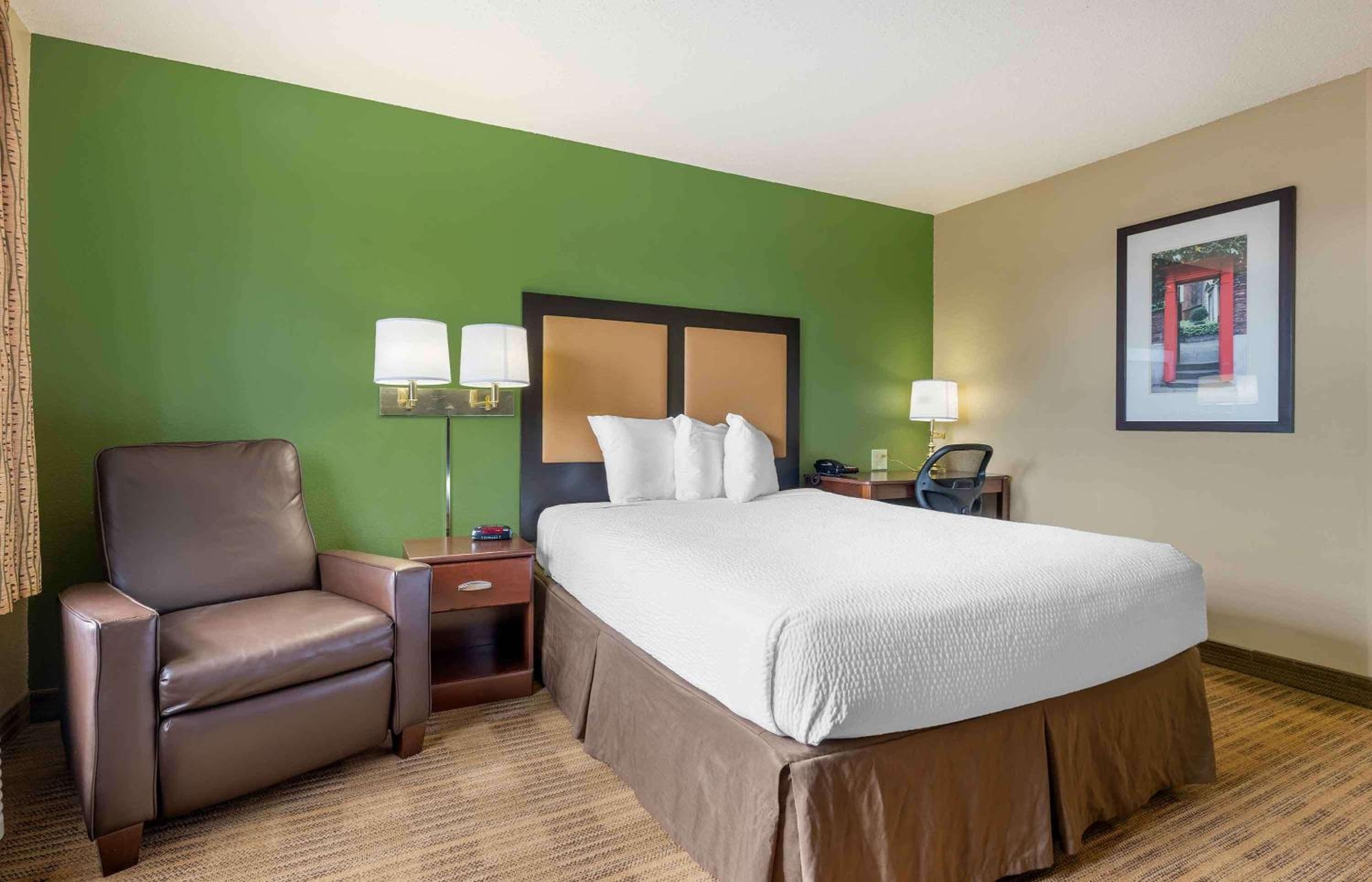 Extended Stay America Suites - Chicago - Romeoville - Bollingbrook