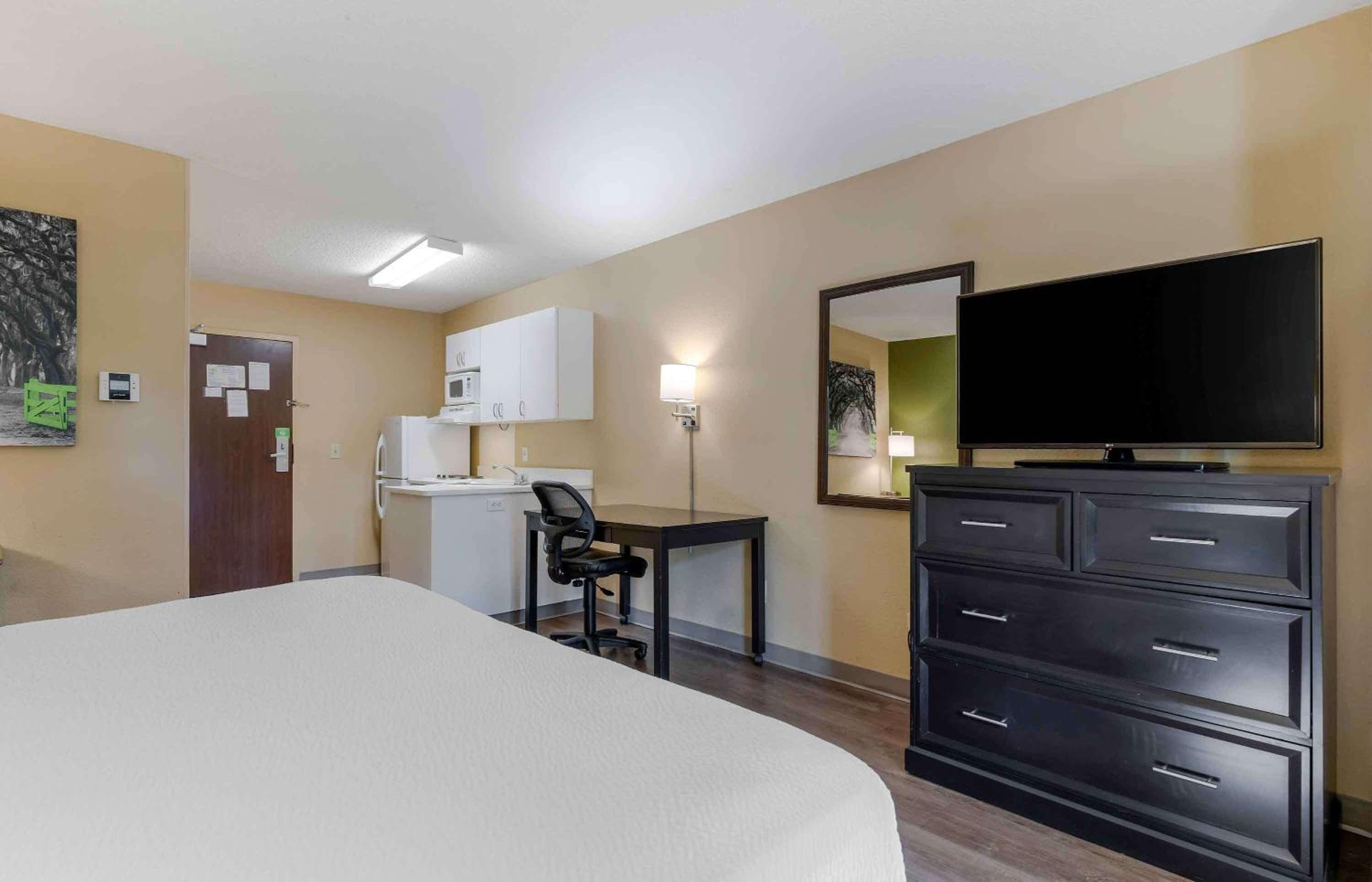 Extended Stay America Suites - Chicago - Romeoville - Bollingbrook