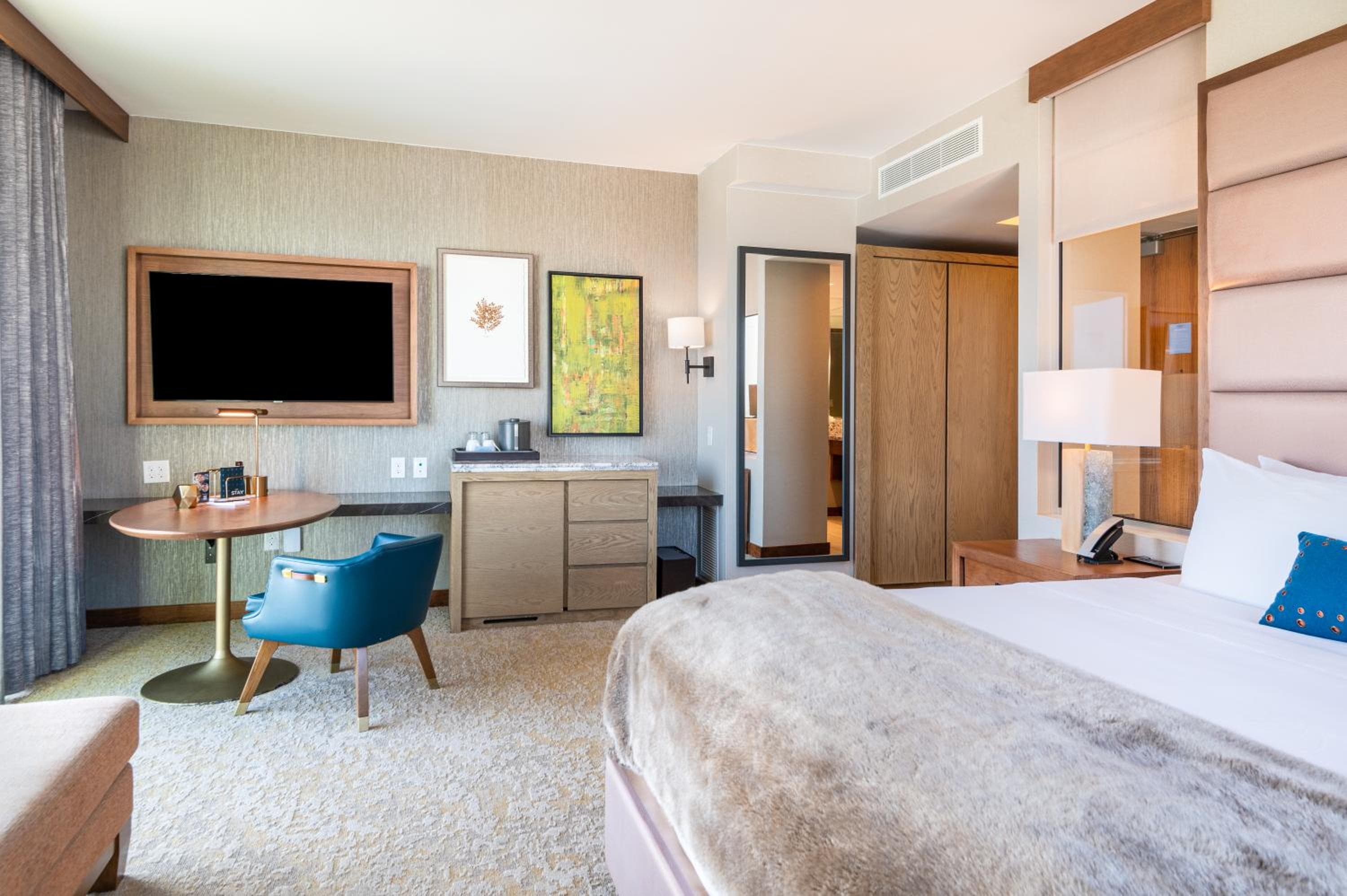 Drey Hotel