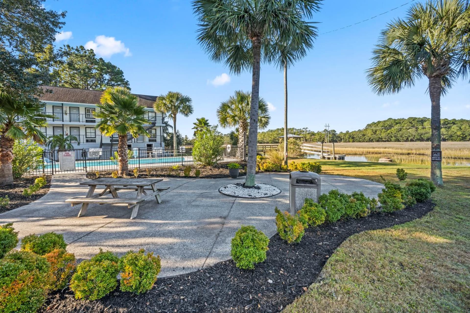 Charleston Creekside Inn