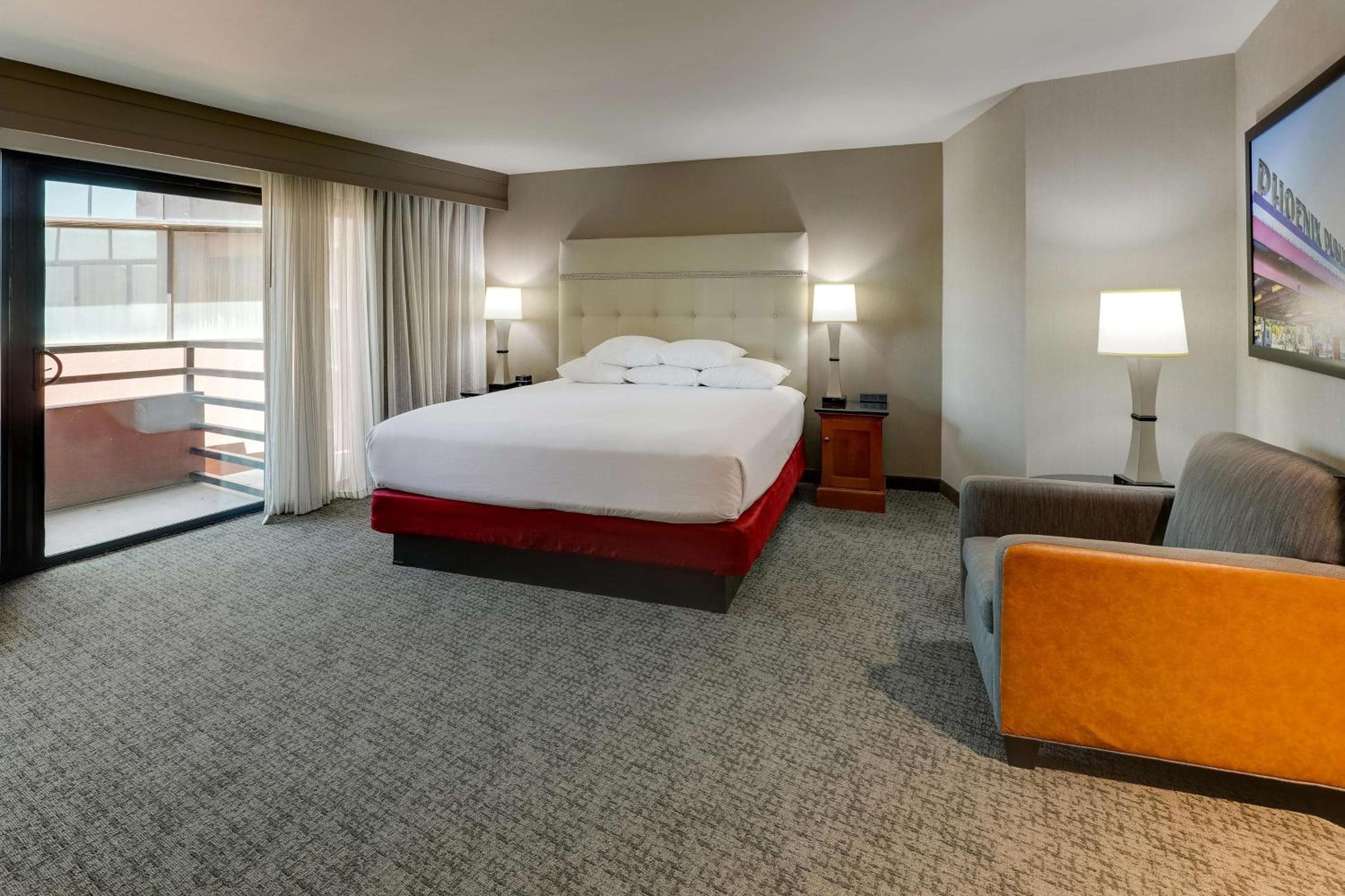 Drury Inn & Suites Phoenix Airport
