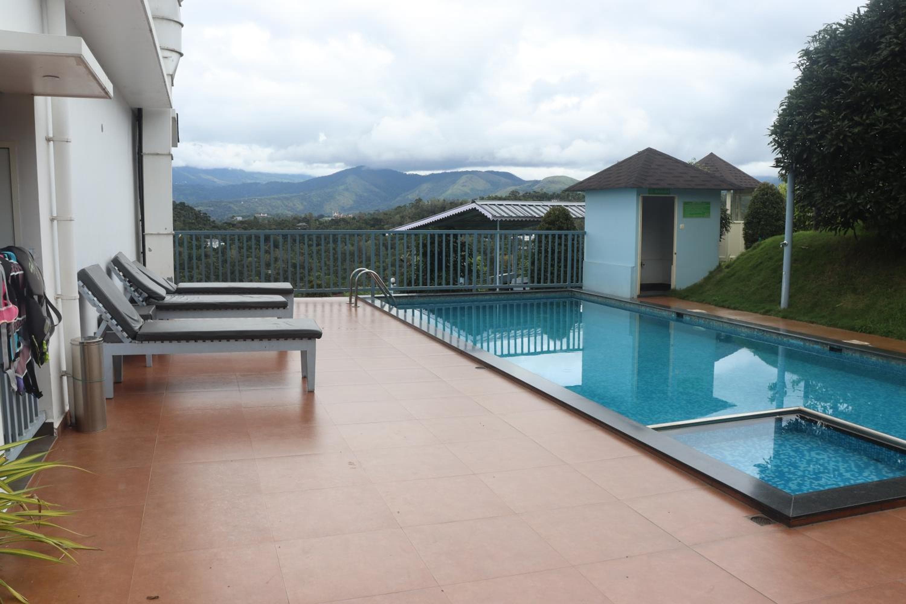 Pleasant Hill Resort - Munnar