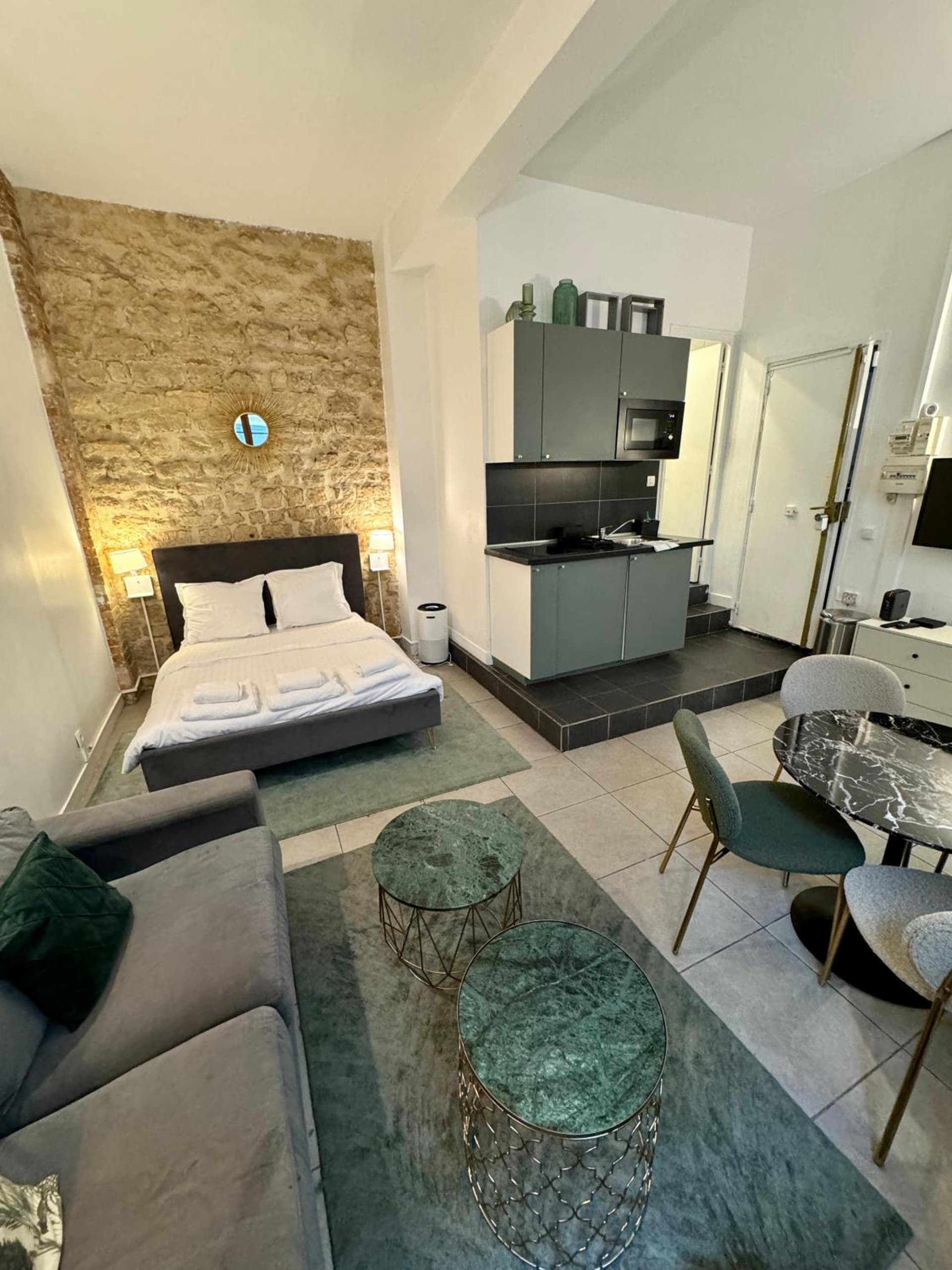 Temple Apartments Paris