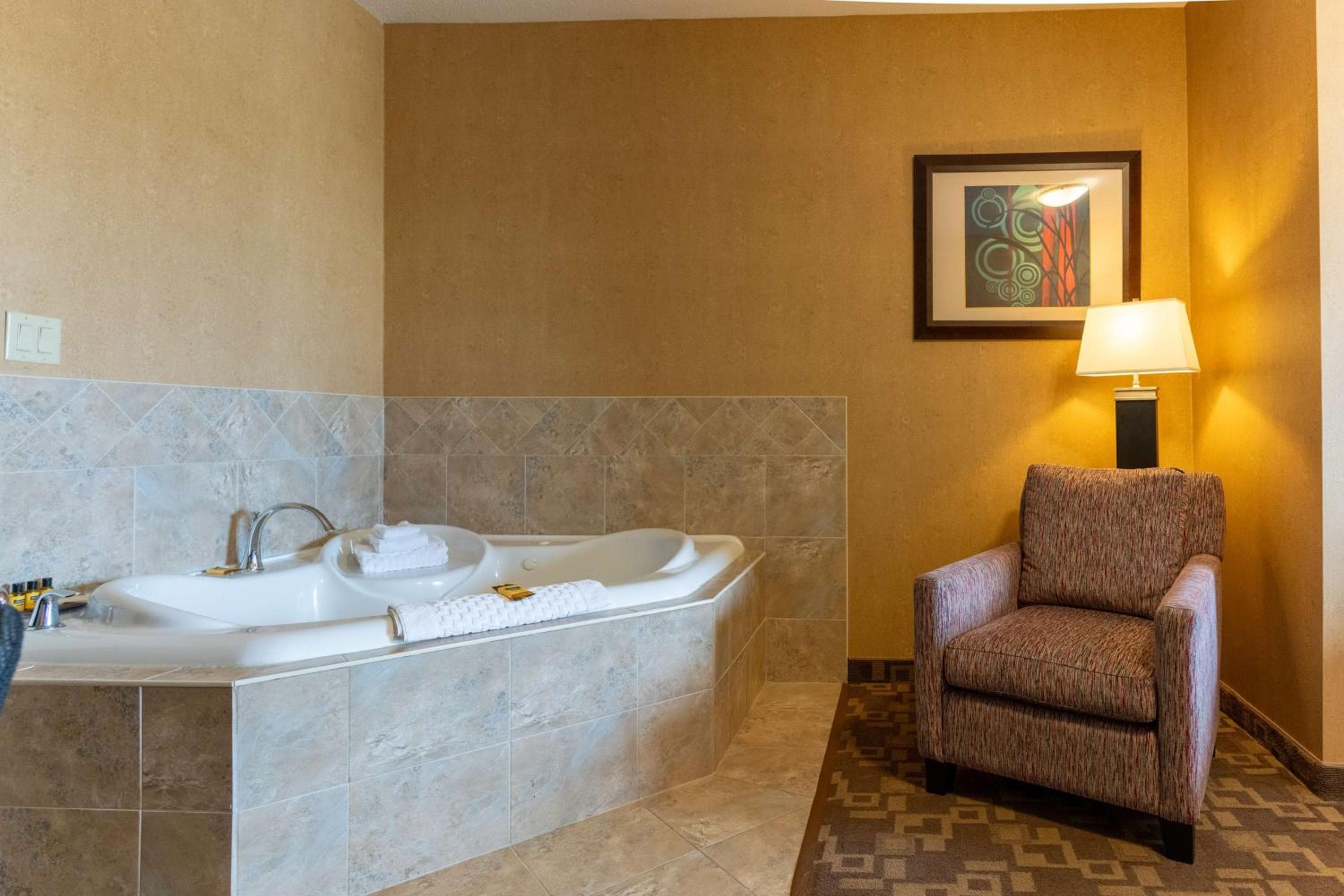 Best Western Plus South Edmonton Inn & Suites