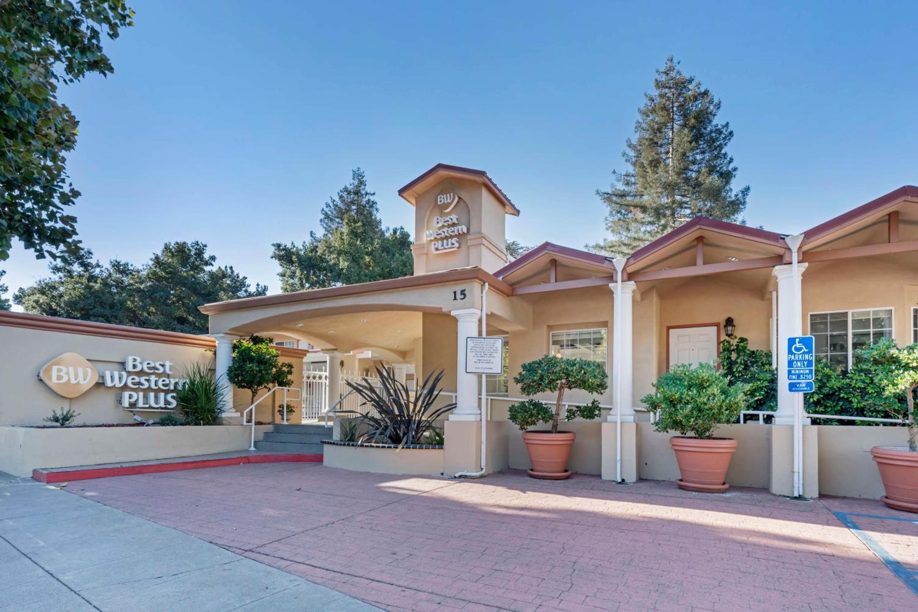 Best Western Plus Riviera