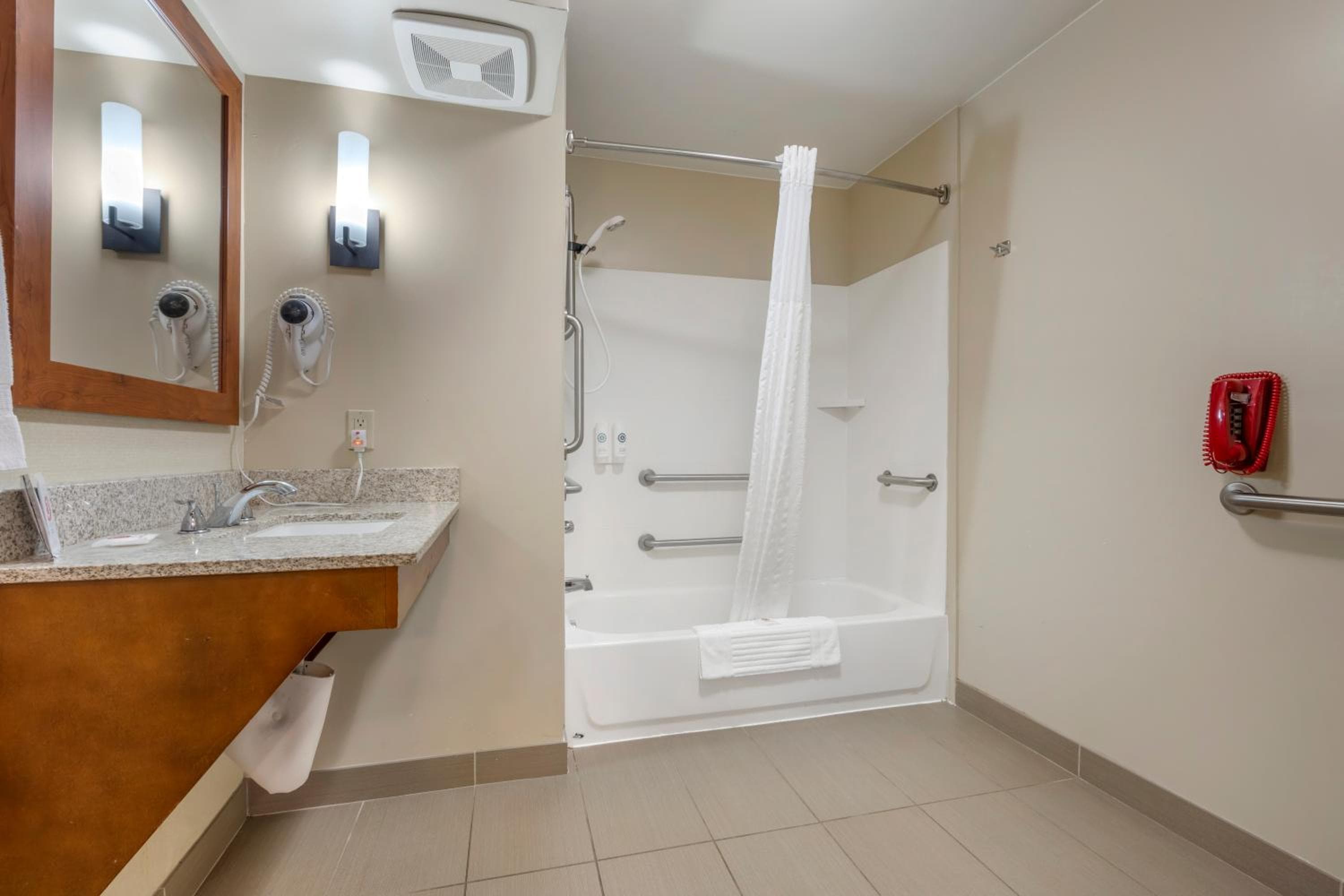 Comfort Suites Redding - Shasta Lake
