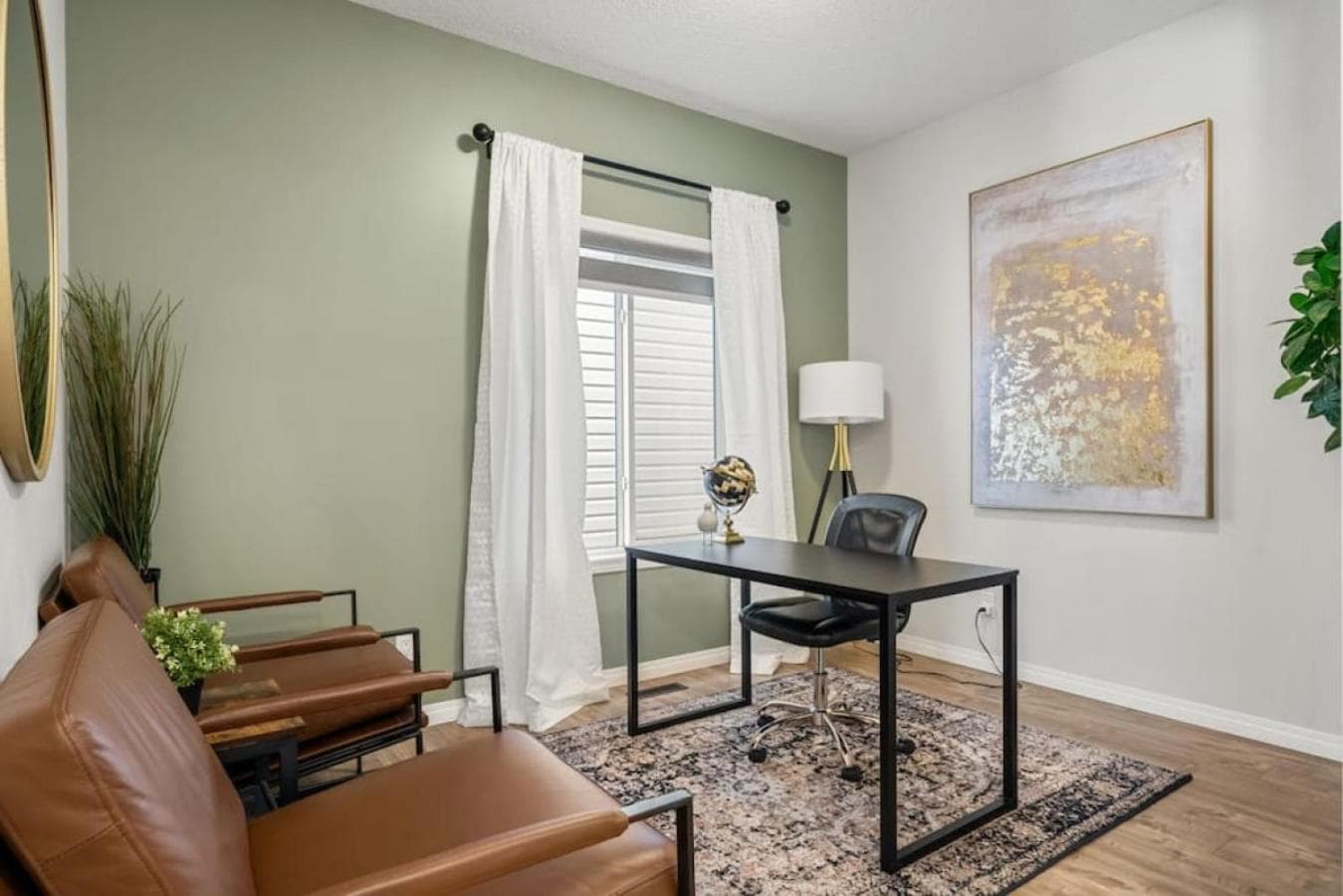 Top Rated Luxury House with Central AC, Double Garage Parking, 2 Kitchens, 5 Bedrooms & More!