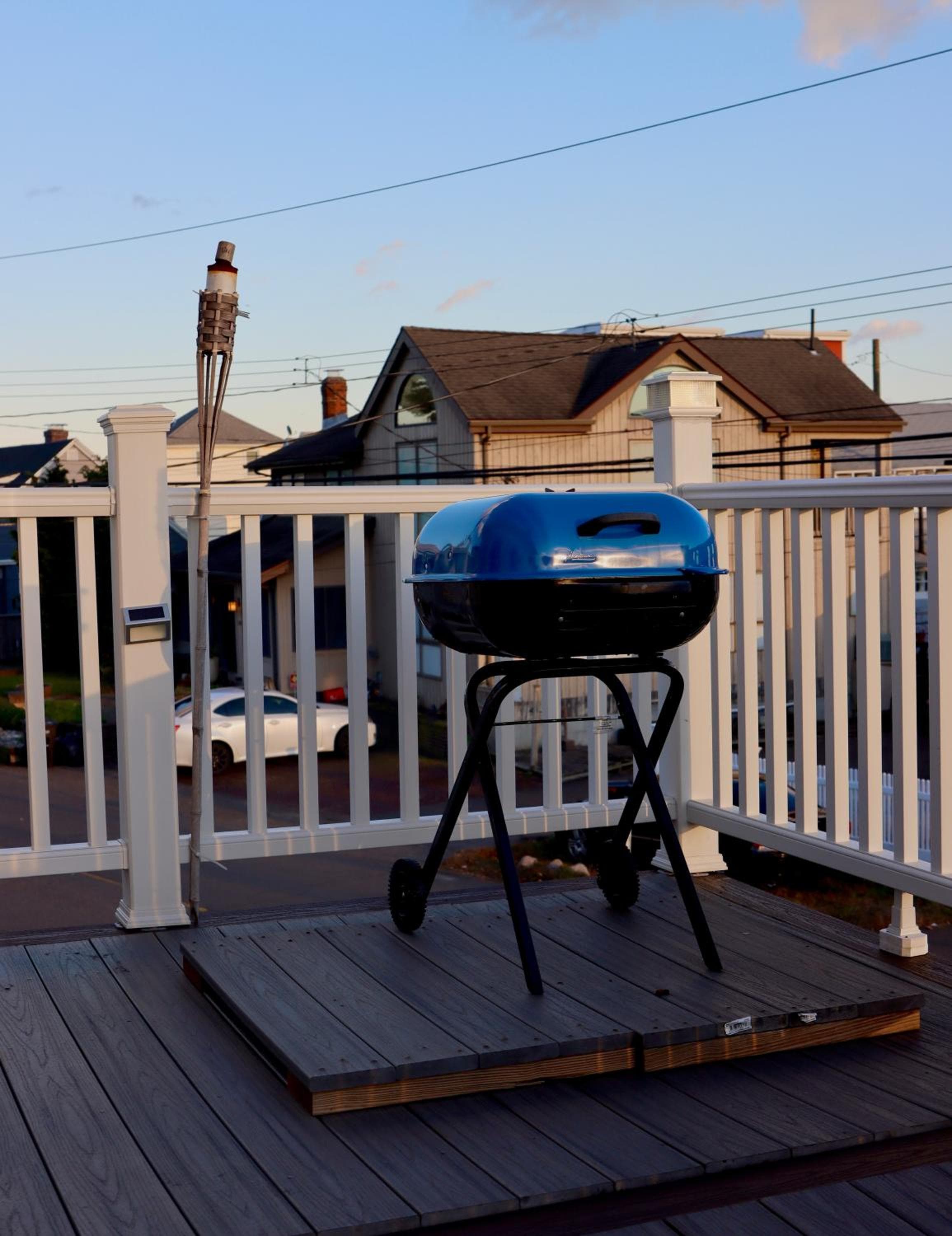Cozy East Haven Apartment - Walk to Beach!