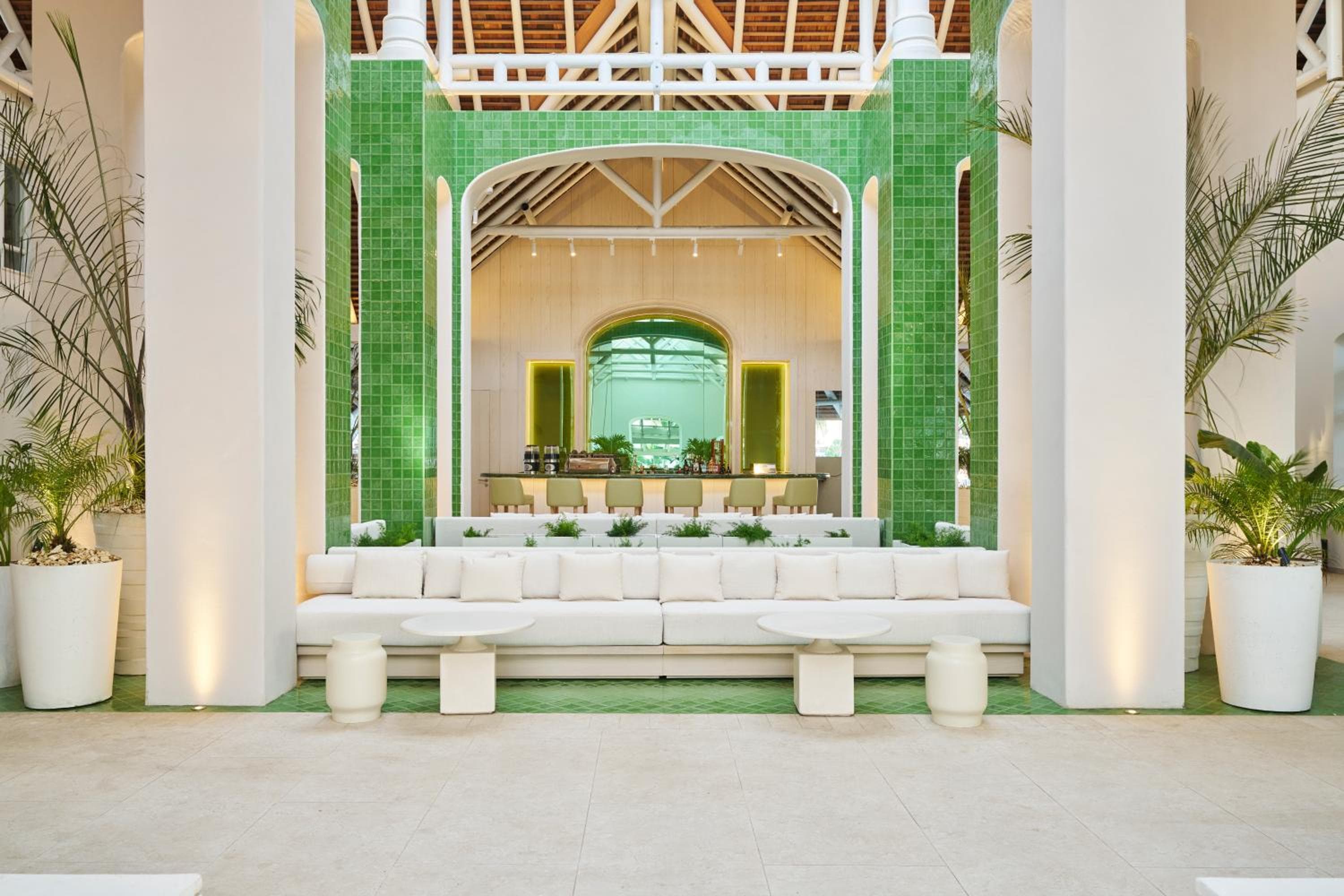 LUX* Belle Mare Resort & Villas