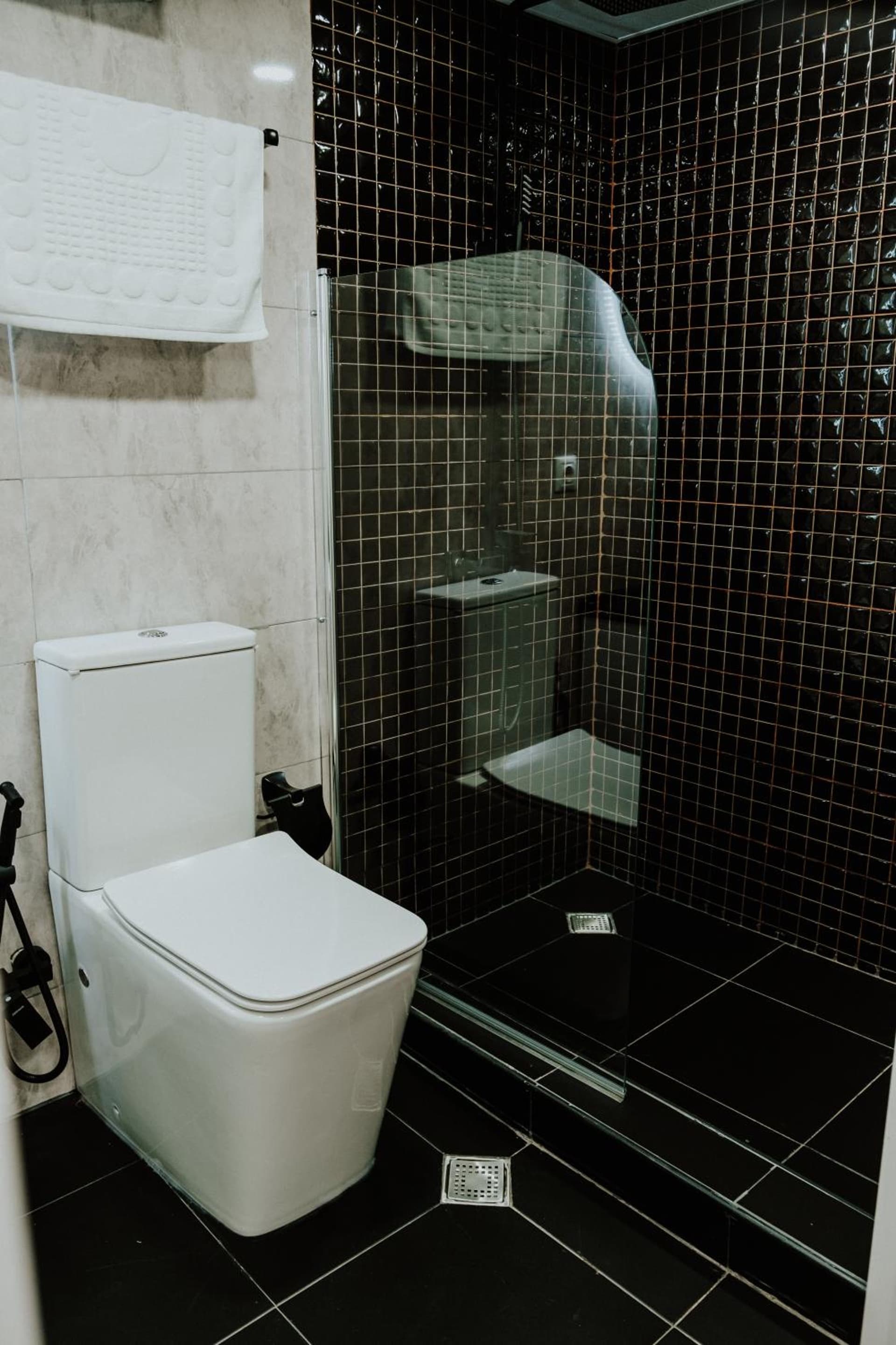 Luxury Duplex Studios - City Center