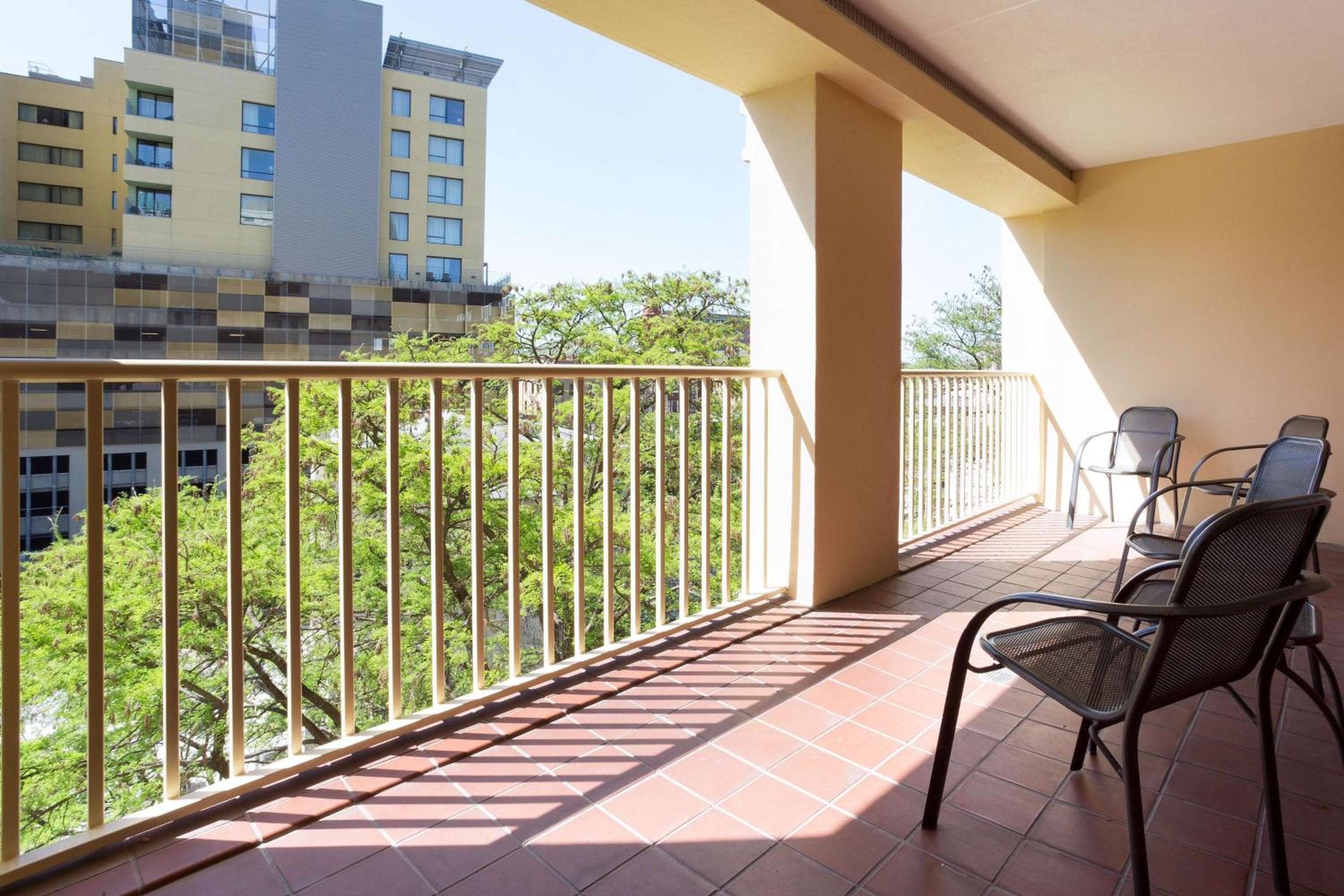 Drury Inn & Suites San Antonio Riverwalk