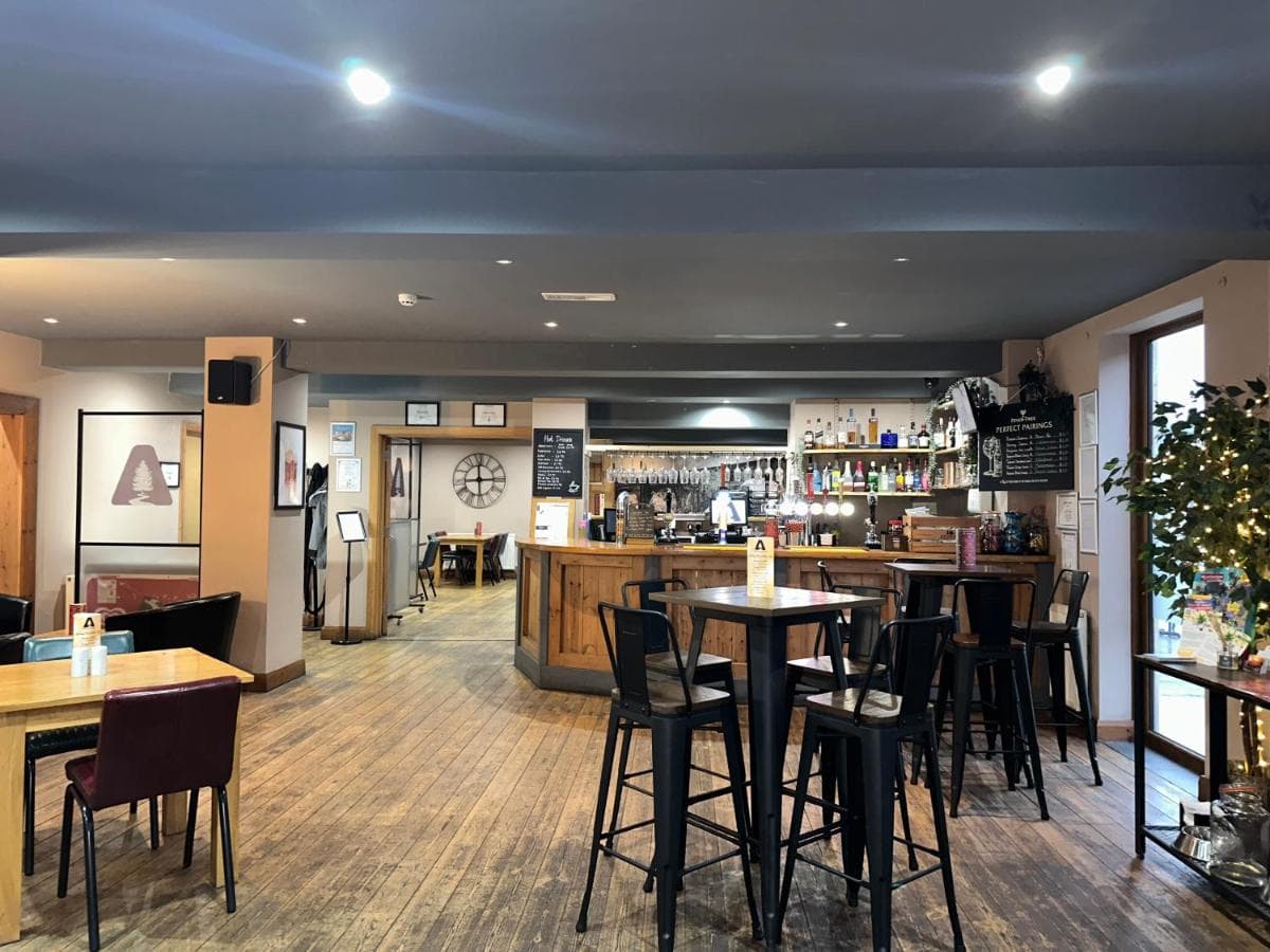 restaurant