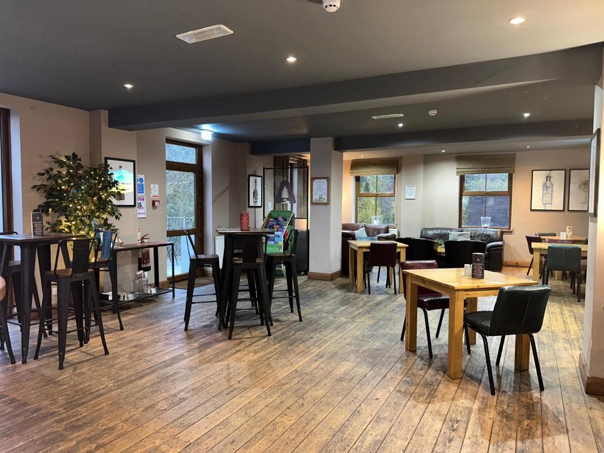 restaurant