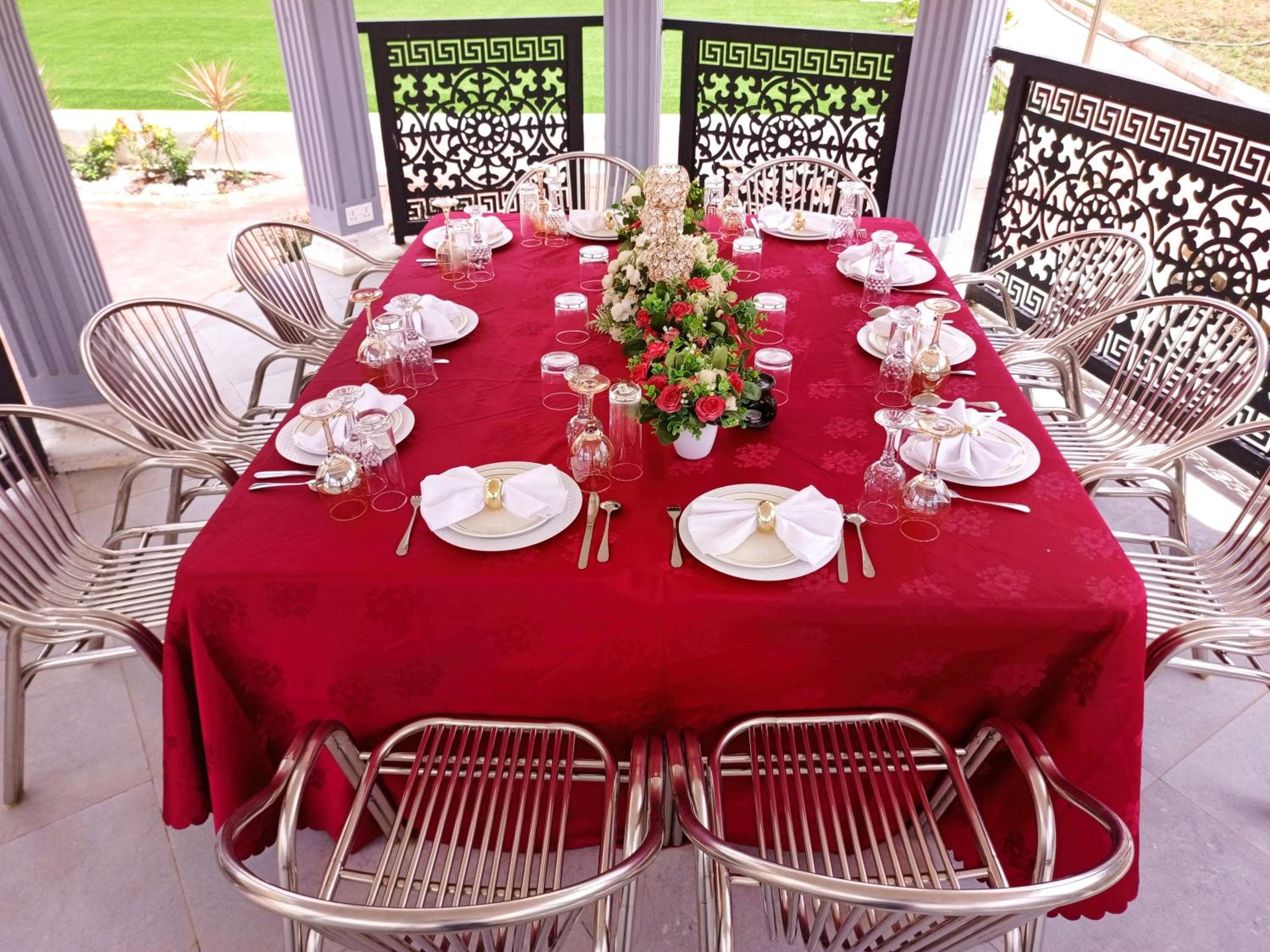 Bella Ella Hotel & Event Center