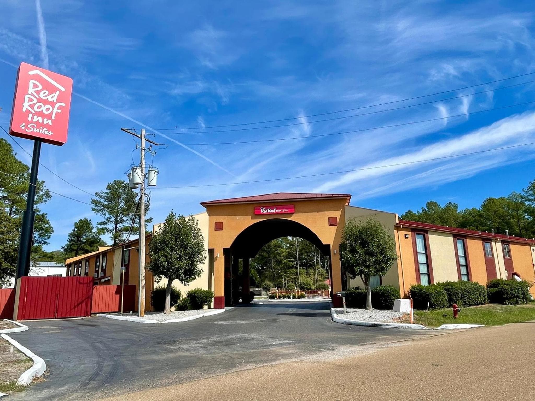 Super 8 by Wyndham Richland MS