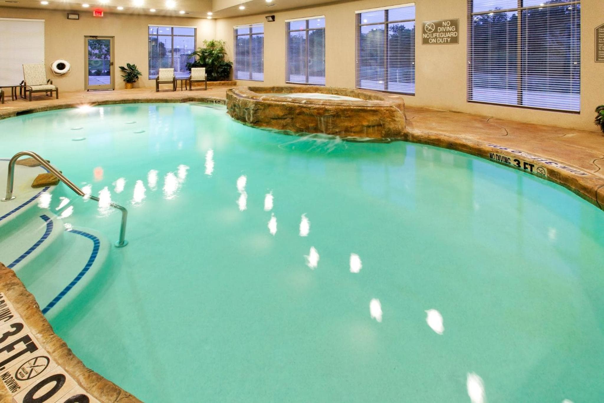 Holiday Inn Express Hotel & Suites Mansfield by IHG