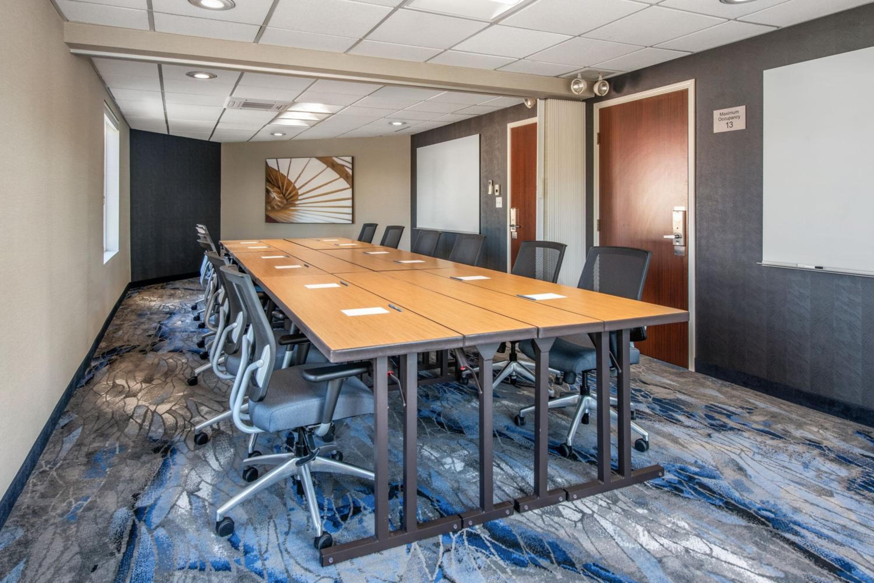Fairfield Inn and Suites by Marriott San Jose Airport