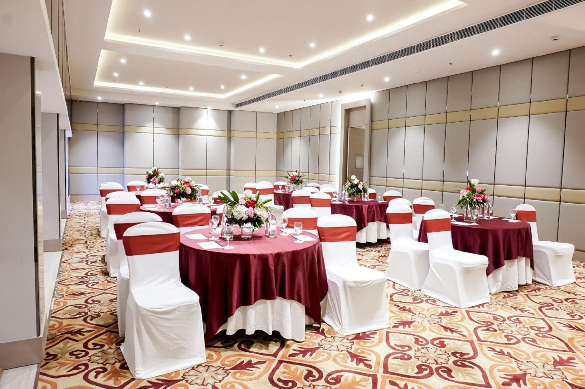 Golden Tulip Lucknow