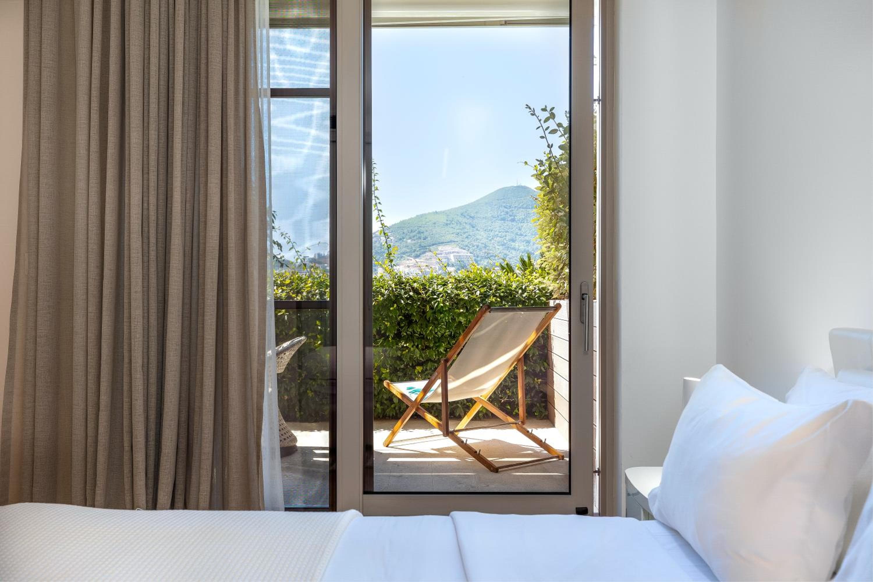 Dukley Hotel & Resort