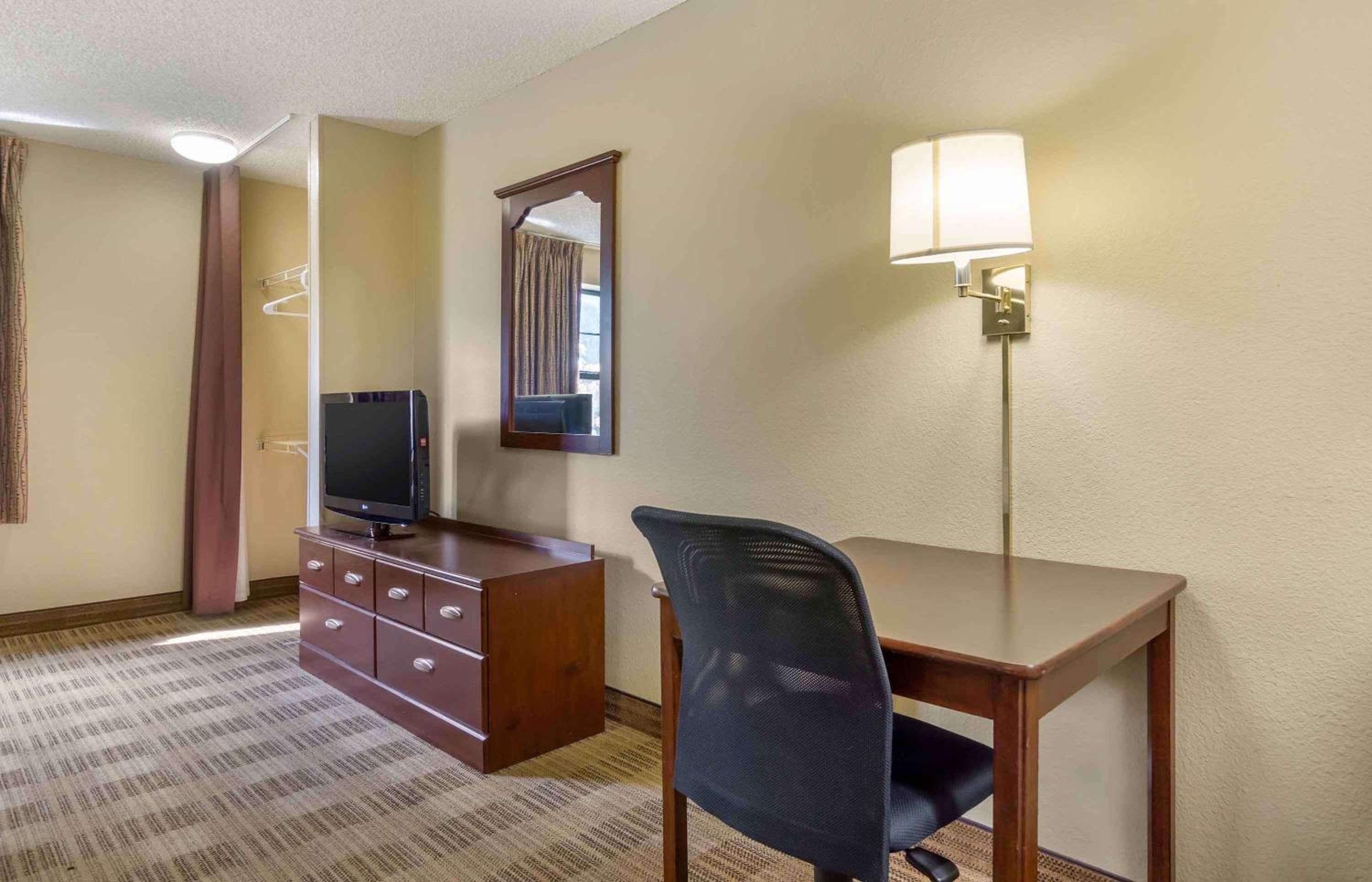 Extended Stay America Suites - Seattle - Bothell - West