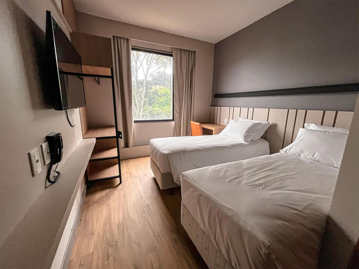 Plaza Hotel & Boulevard Convention - Vale dos Vinhedos