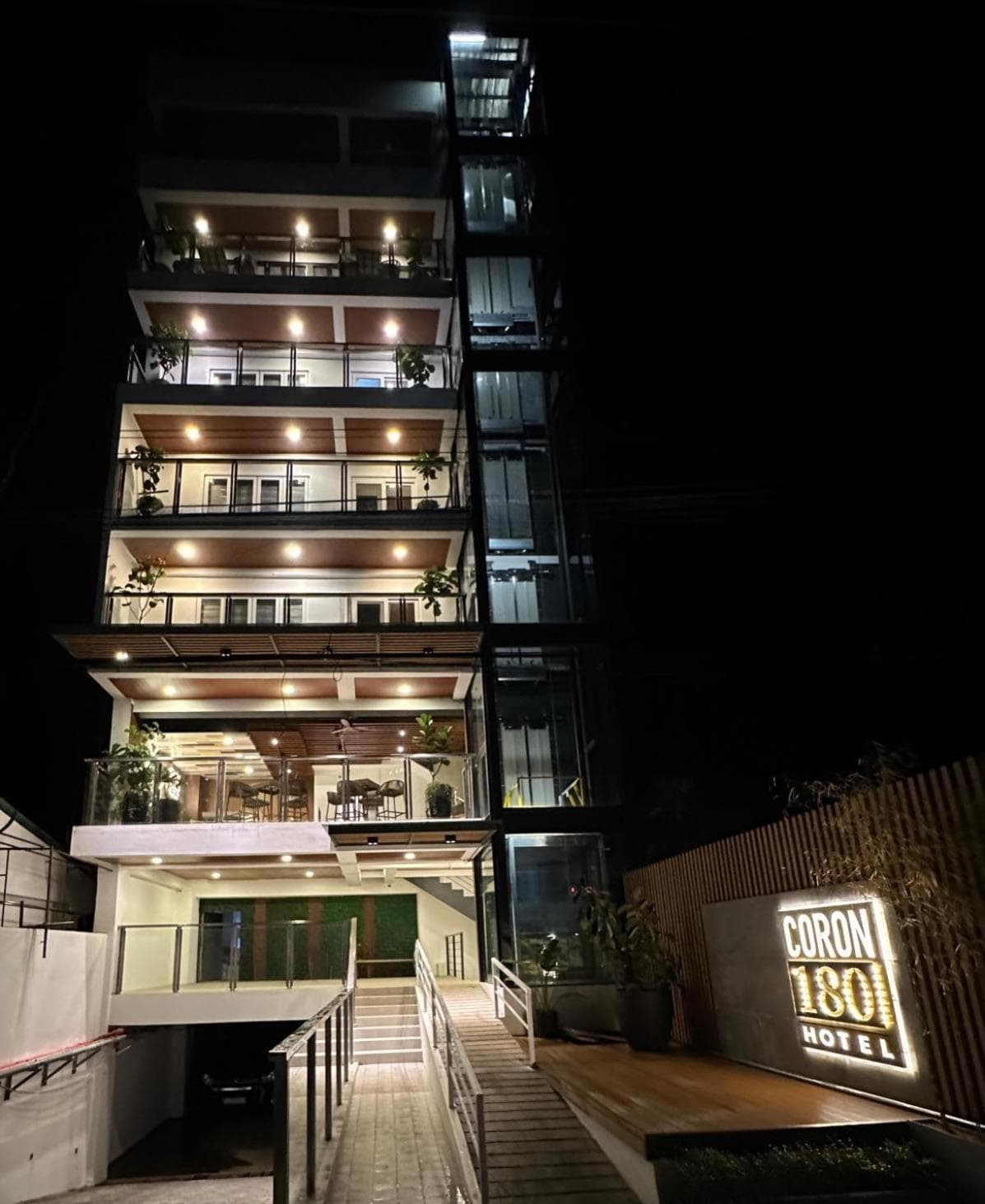 Coron 180 Hotel