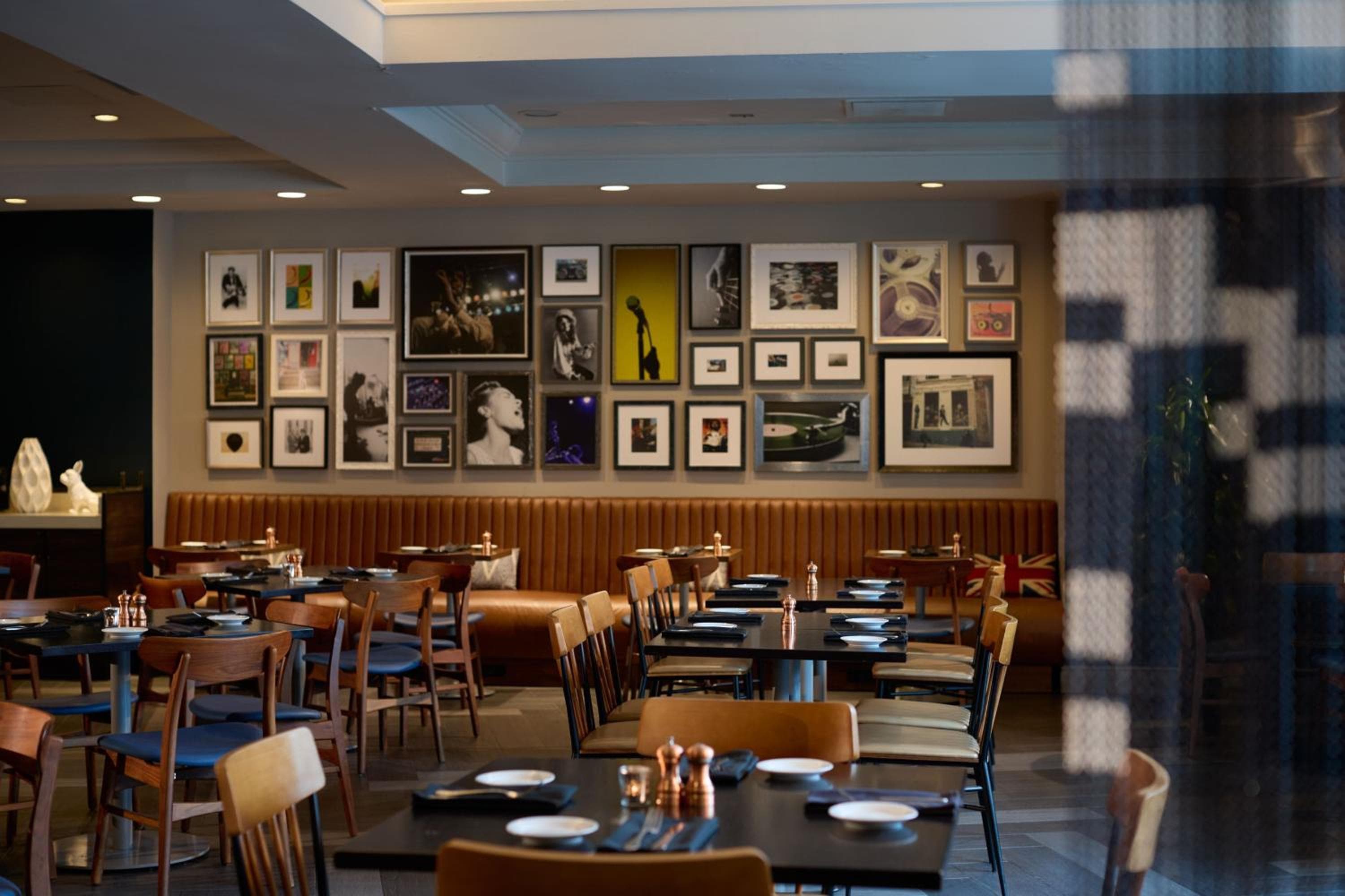 Renaissance Los Angeles Airport Hotel