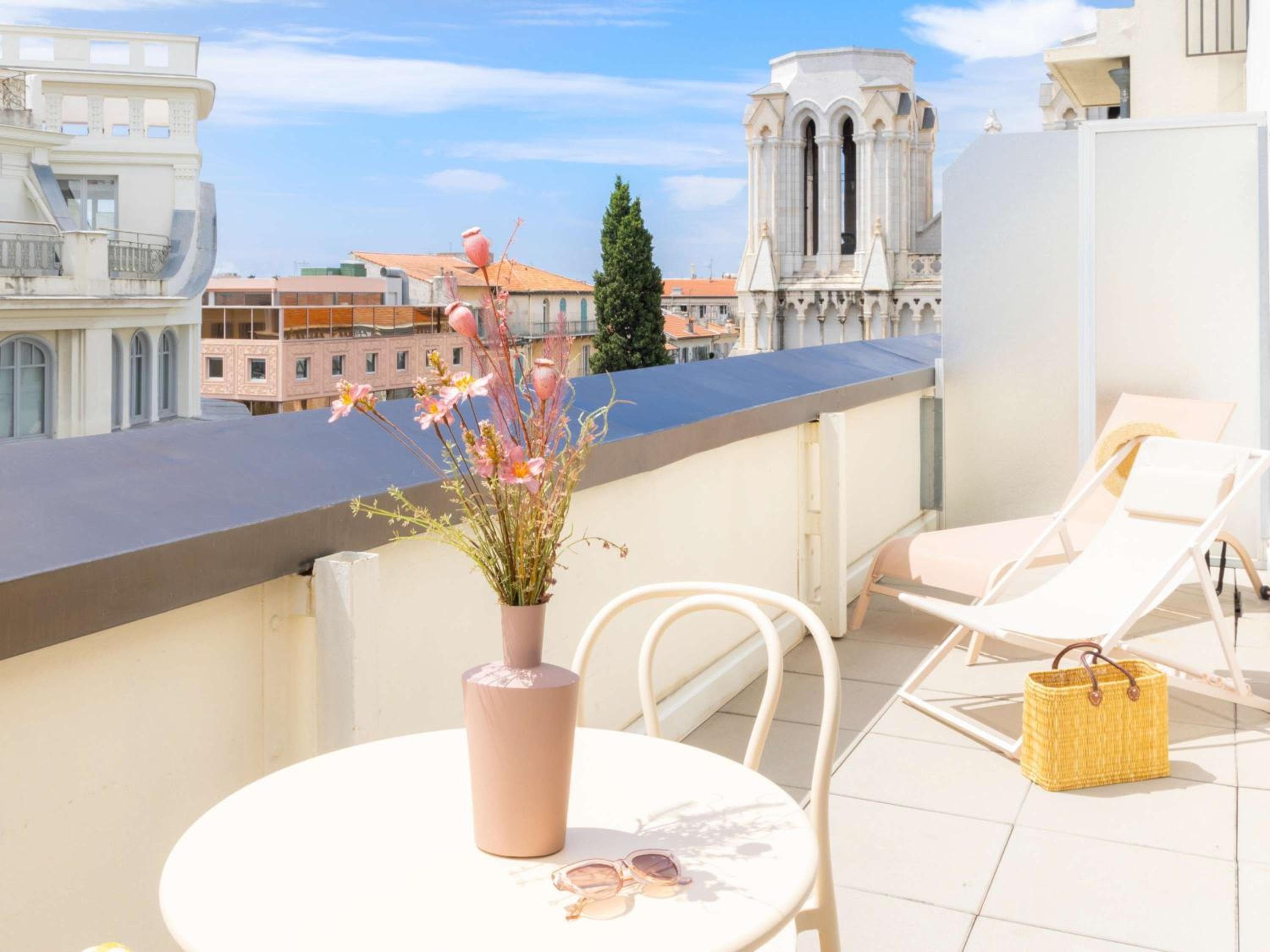 balance & terrace