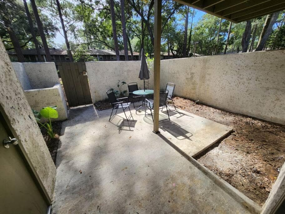 Modern Island Serenity!-Pet-Friendly villa