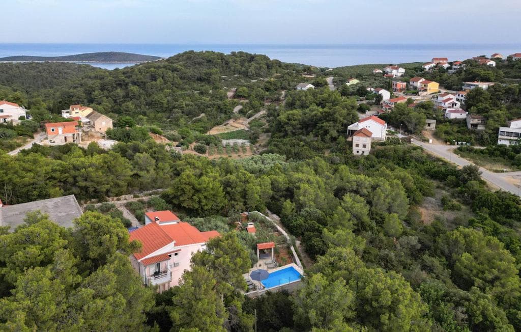 Holiday house Stupalo- with private pool, both floors air-conditioned