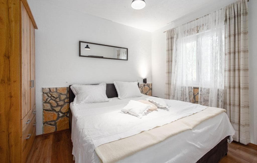 Holiday house Stupalo- with private pool, both floors air-conditioned
