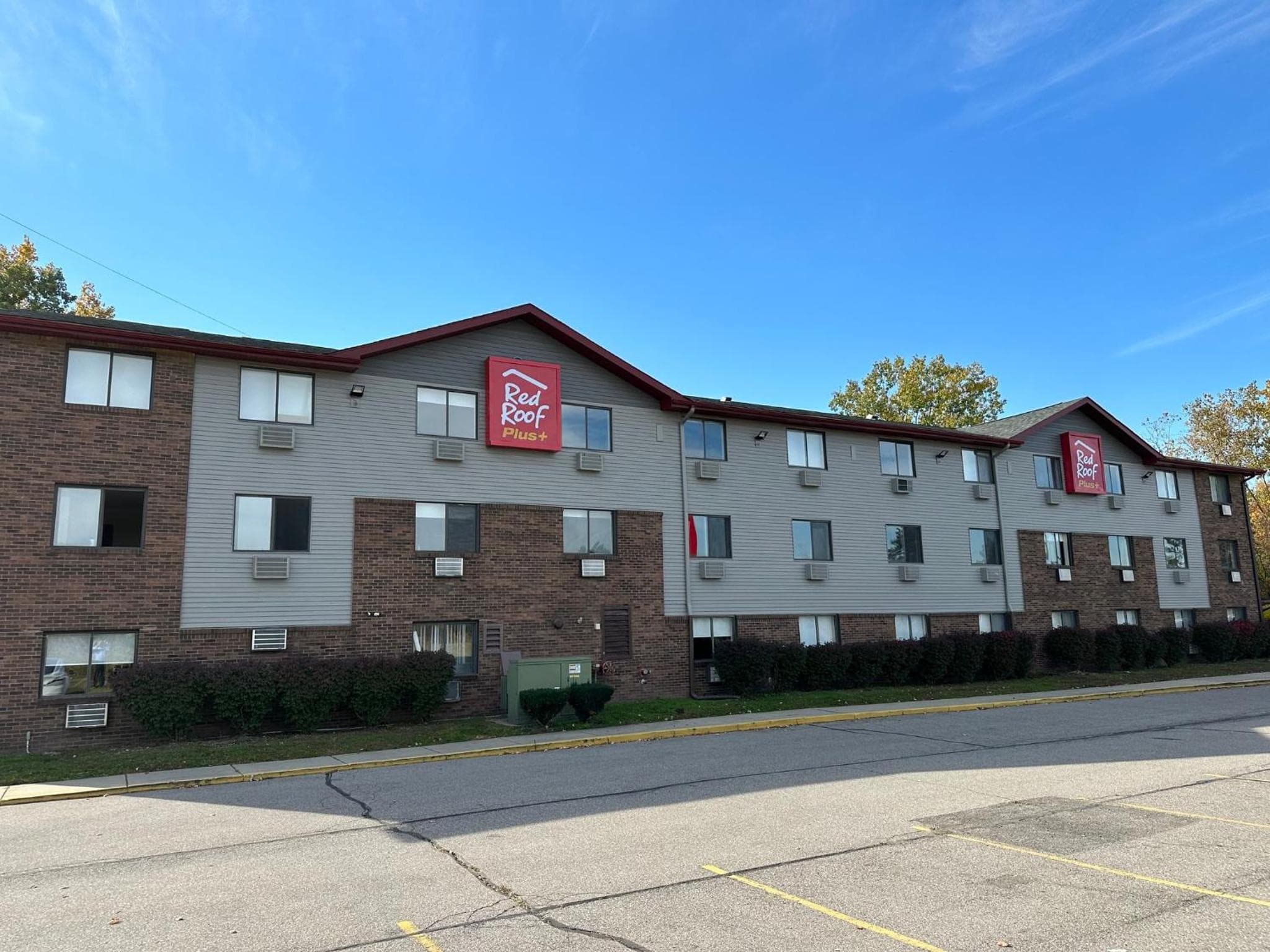 Red Roof Inn PLUS Belleville