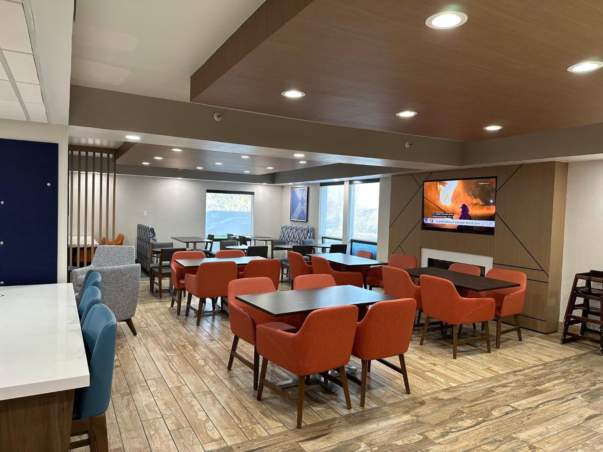 Holiday Inn Express & Suites Eden Prairie - Minneapolis by IHG