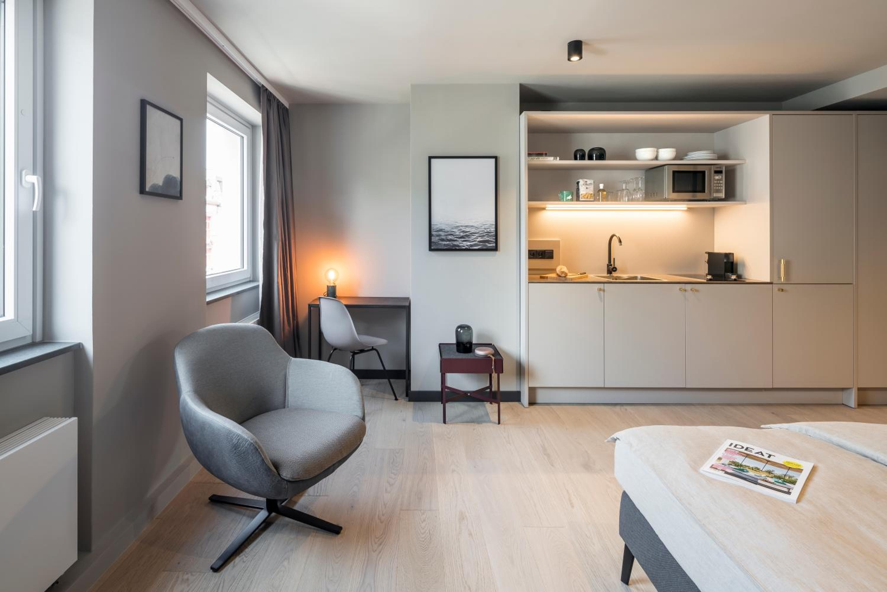hotel room
